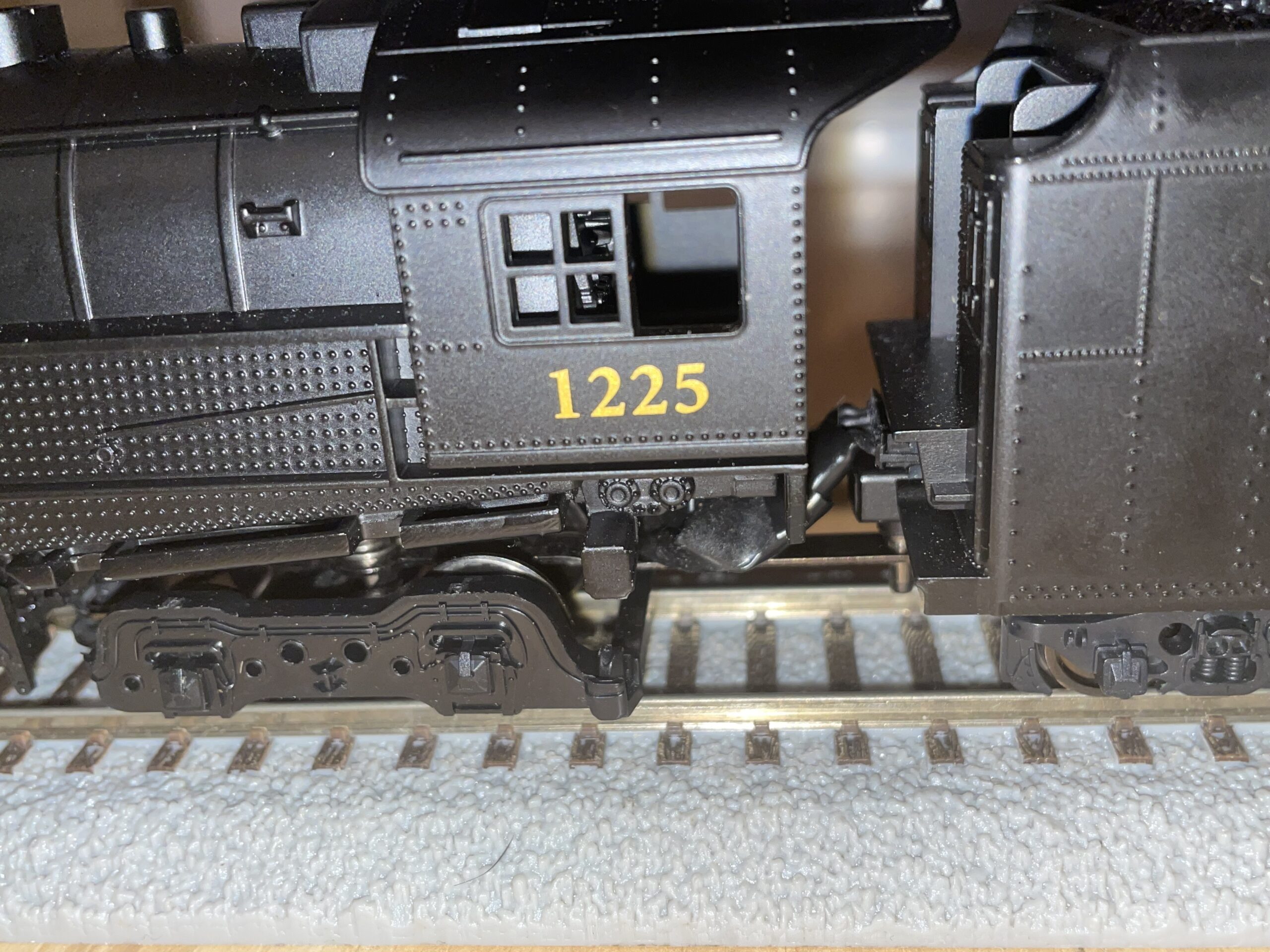 Lionel The Polar Express LionChief 2-8-4 Set with Bluetooth Capability, HO Gauge Model Train Set with Remote customer photo 3