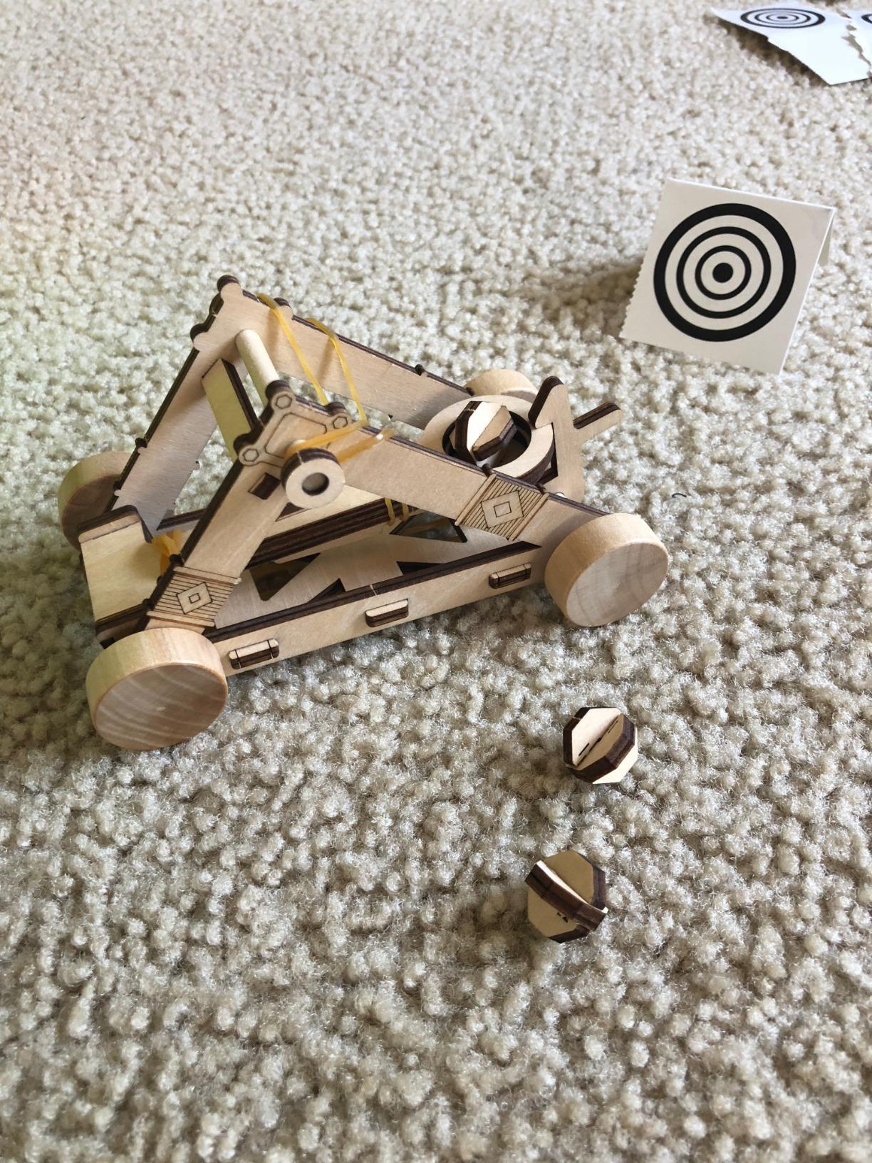 NATIONAL GEOGRAPHIC Da Vinci Model Kit - Catapult Kit for Kids, 3D Puzzle STEM Project customer photo 1