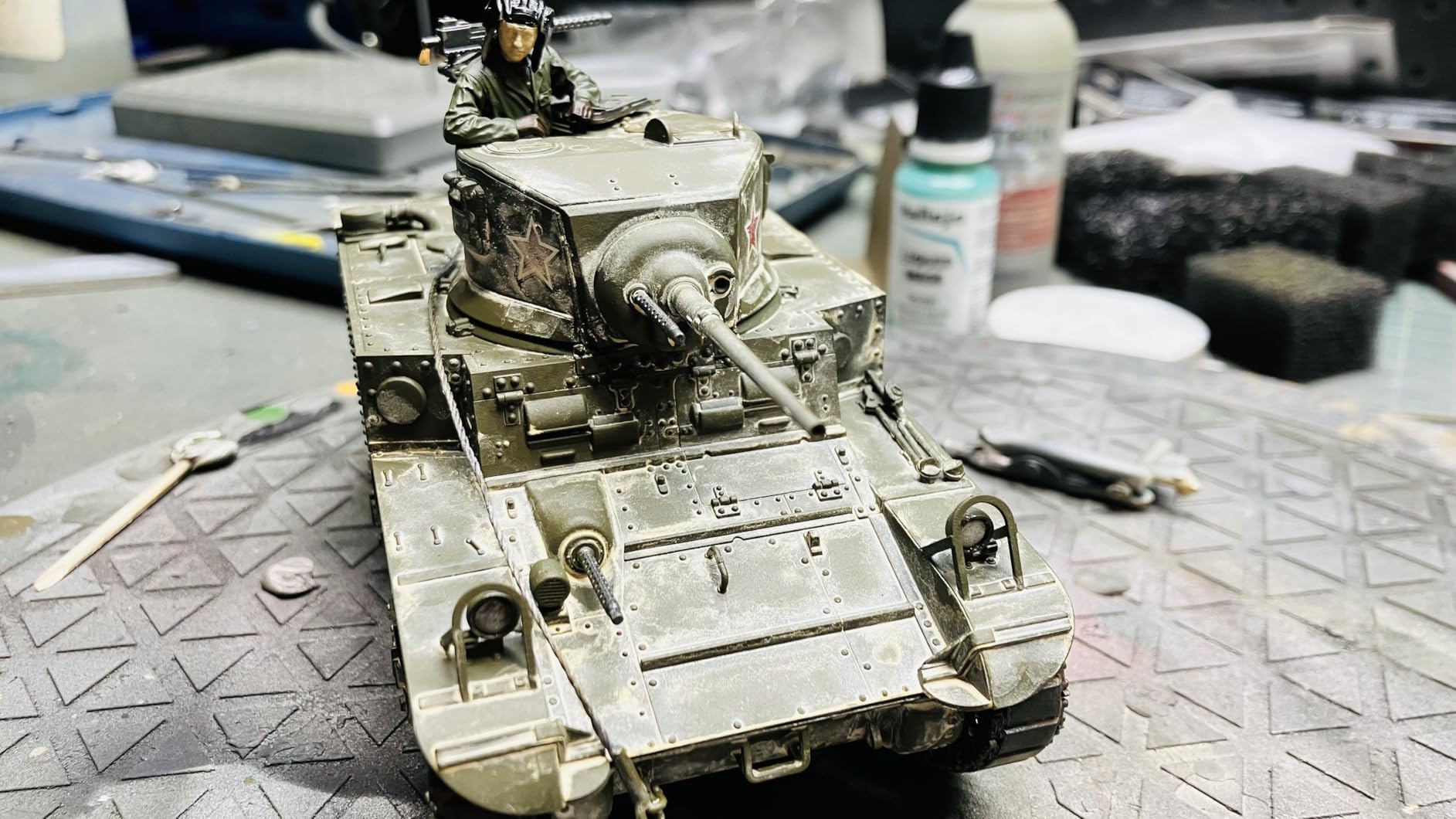 Tamiya 35360 1/35 US Light Tank M3 Stuart Plastic Model Kit customer photo 2