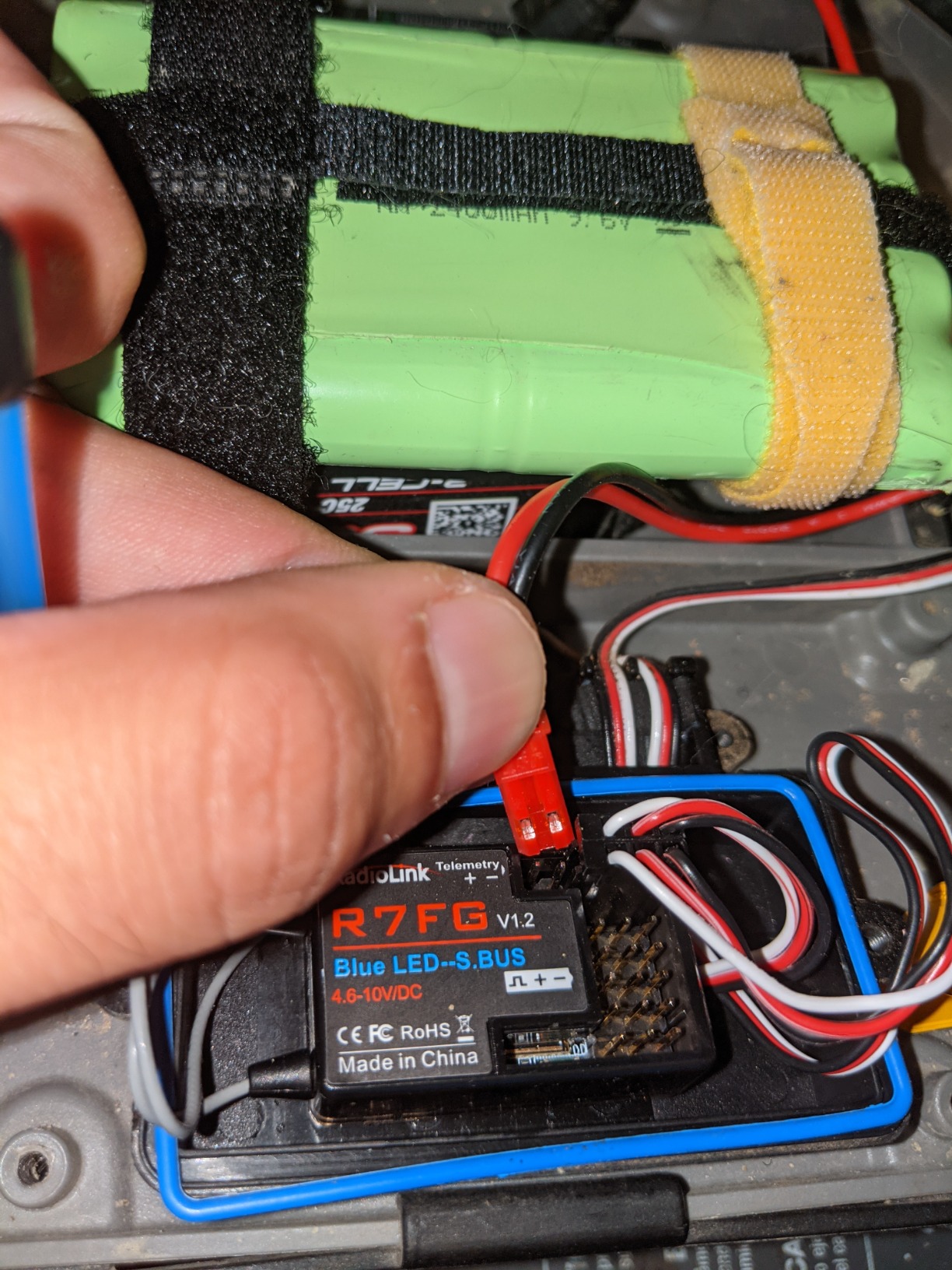 Radiolink RC6GS V3 7 Channels RC Transmitter and Waterproof Gyro Receiver R7FG, 30 Models Storage 2.4Ghz Voltage Telemetry Surface Remote Radio Controller for RC Crawler, Drifting, Car and Boat customer photo 2