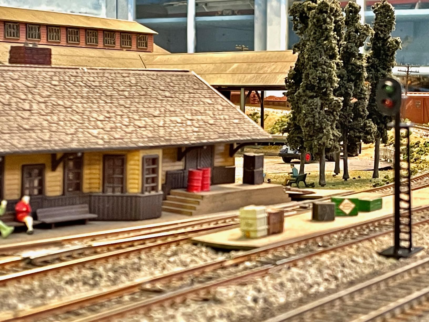 JTD03 5pcs Model Railway 2-Light Block Signal Green/Red HO Scale 6.4cm 12V Led Traffic Lights for Train Layout New customer photo 2