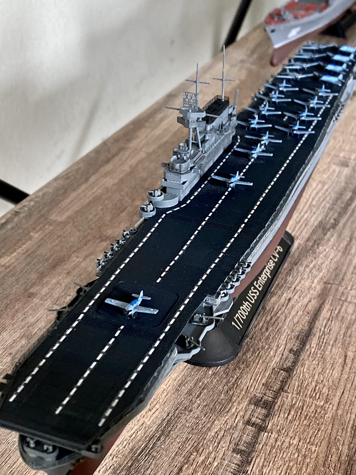 Academy USS Enterprise CV-6 Aircraft Carrier Battle of Midway Modeler's Edition Plastic Model Kits 1/700 Scale customer photo 2
