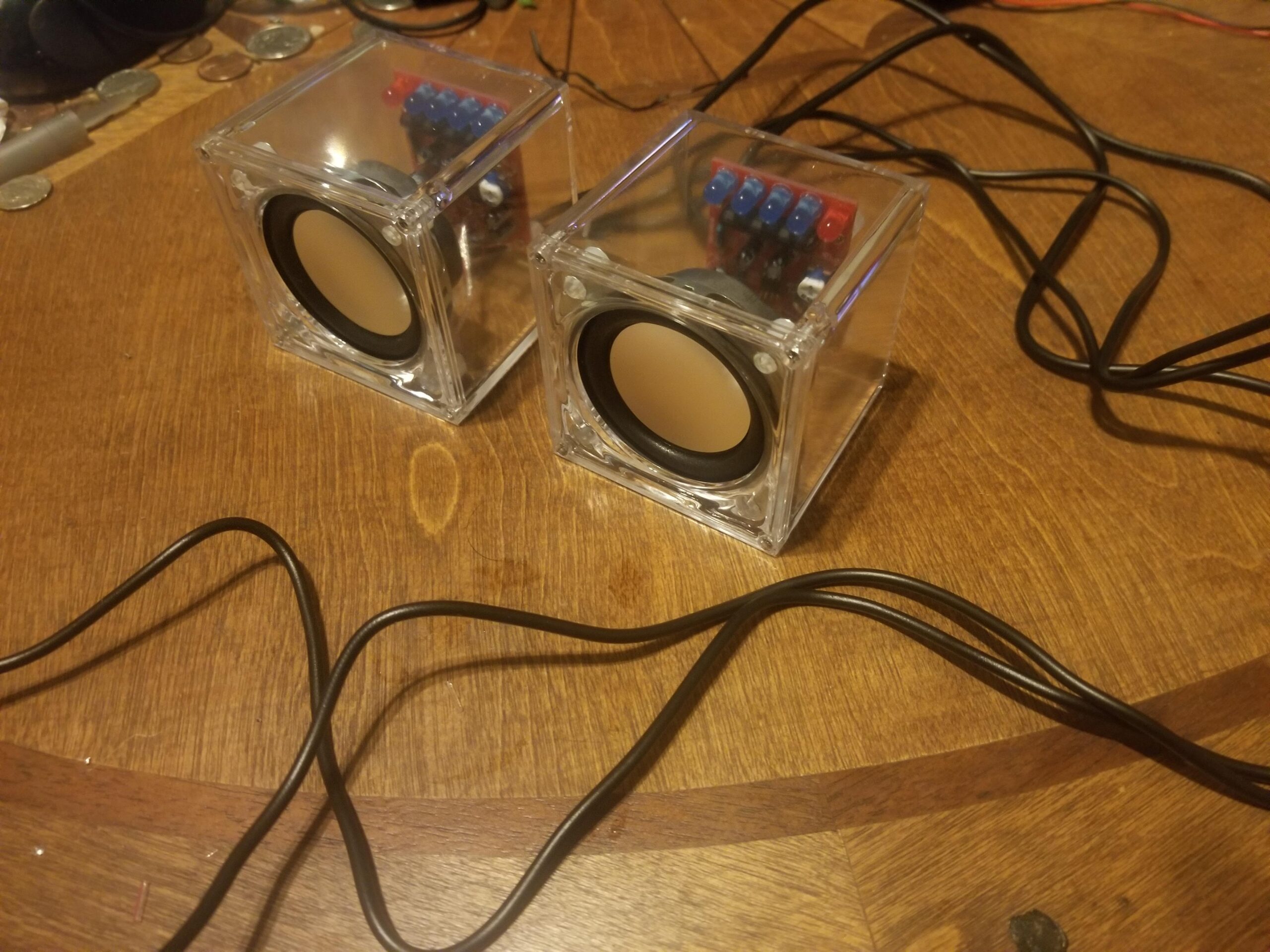 Gikfun Upgraded USB Mini Amplifier Electronic Transparent Stereo Speaker Box Sound Amplifier DIY Kit for Arduino EK1918 customer photo 1