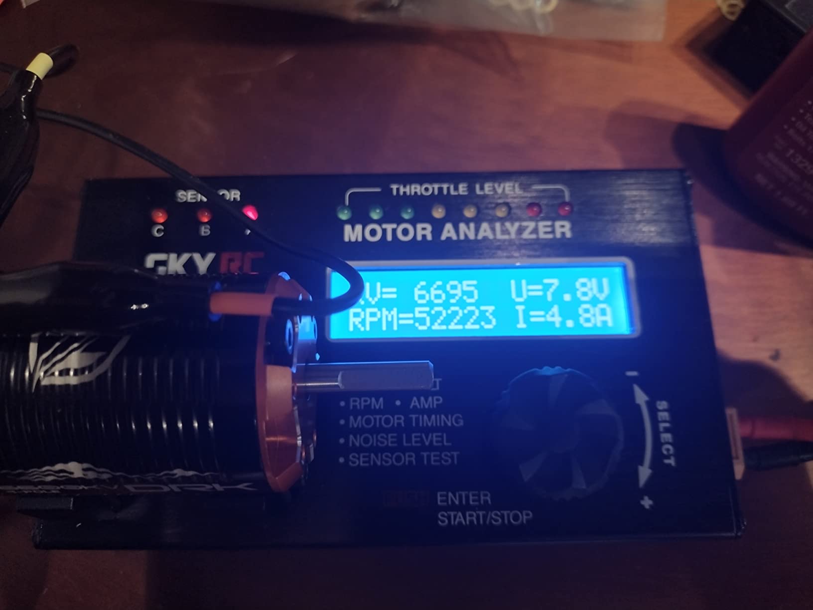 SKYRC SK-500020-01 Brushless LCD Display 3 Mode Motor Analyzer Monitor Tester for Hobby Remote Control Car Motor Testing with Connectors and Manual customer photo 1
