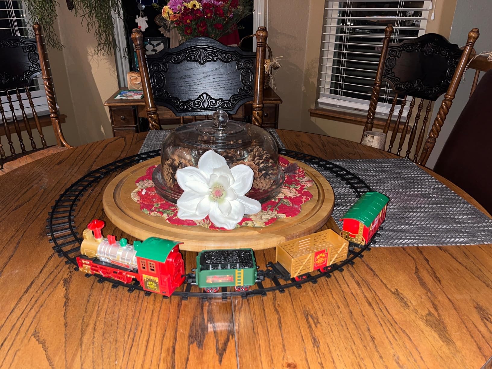 Classic Christmas Train Set with Lights and Sounds Railway Tracks Sets Battery Operated Train Toy Models with 11.5 Ft Tracks Playset for Under The Tree Electronic Toys Gift for Kids customer photo 1