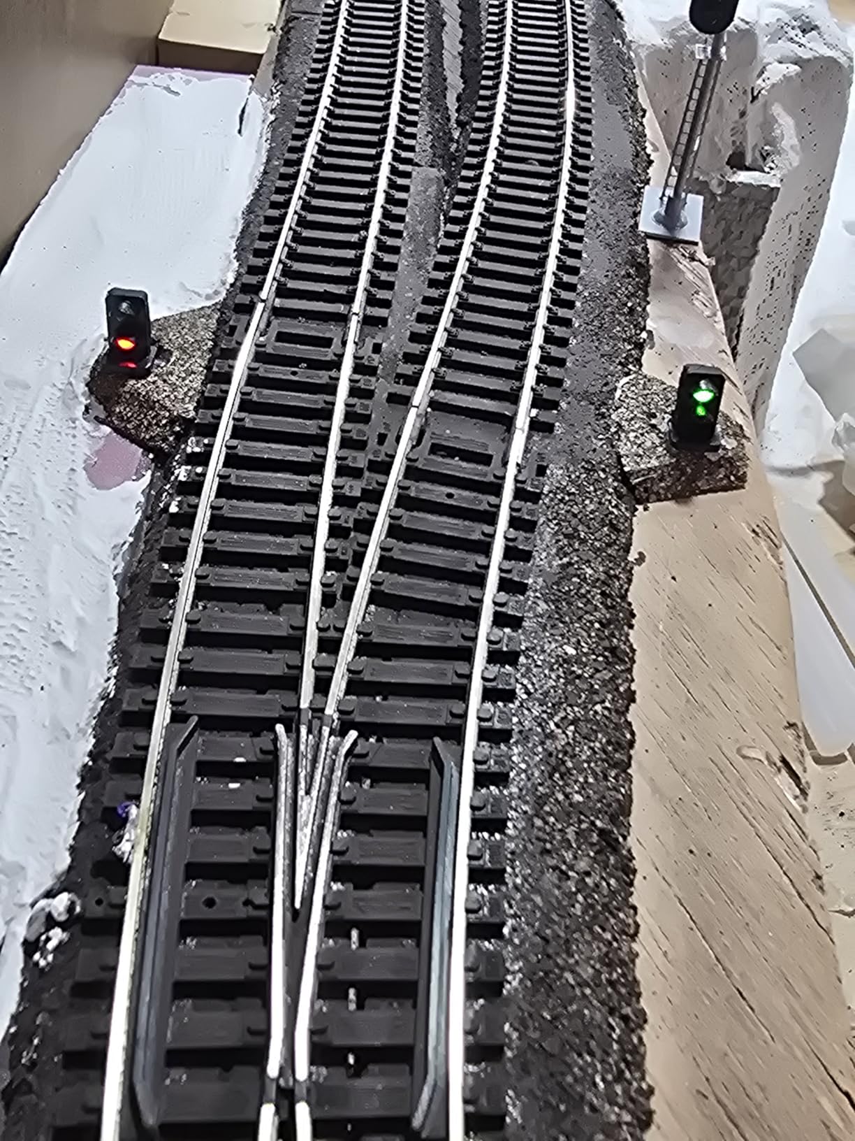 Evemodel 10 Sets Target Faces with LEDs Railway Dwarf Signal HO OO Scale 2 Aspects JTD19 customer photo 1