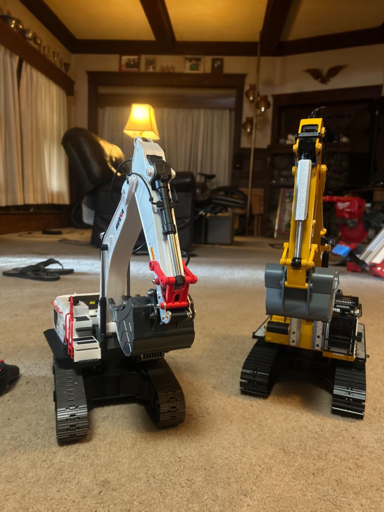 HUINA 1594 Metal RC 1:14 Excavator 28 Channel Digger Construction Vehicle Hobby Outdoor Gift Remote Control Tractor Crawler Toy Lights Sounds 4 attachments and 2 Rechargeable Batteries - 2026 Model customer photo 1