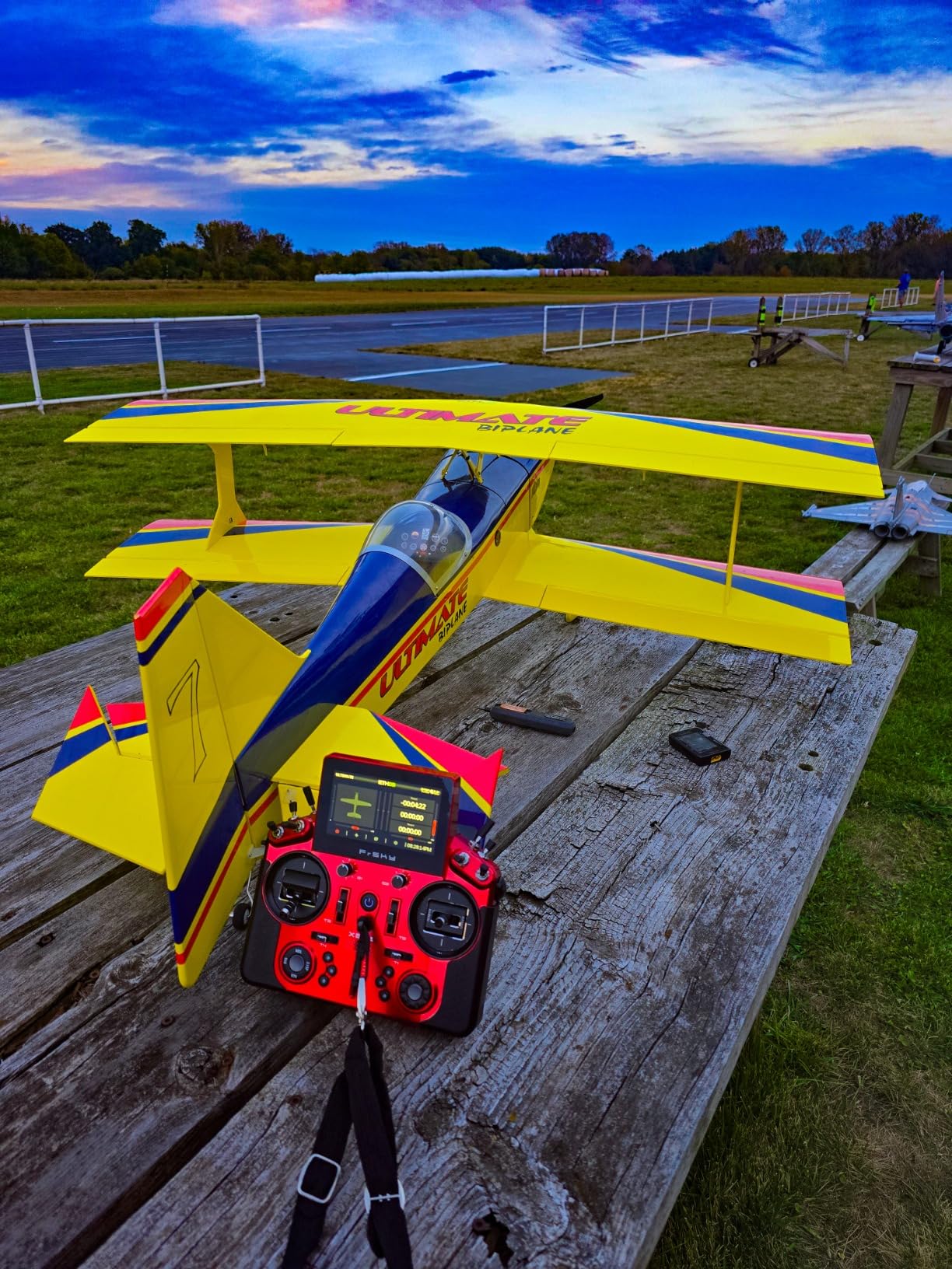 Jadeshay RC Flight Controller, F50A 3 Axle Gyro A3 V2 Flight Controller System, One Key Auto Hover, Multi Mode, HV Support, Ideal for RC Fixed Wing Airplane Enthusiasts customer photo 1