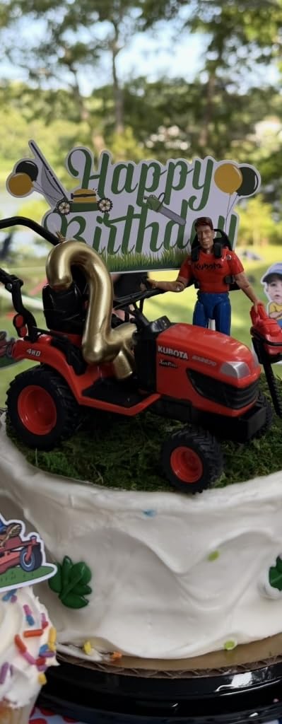New Ray 1/18 Kubota BX2670 Lawn Tractor with Figure & Accessories by New Ray SS-33453 customer photo 1