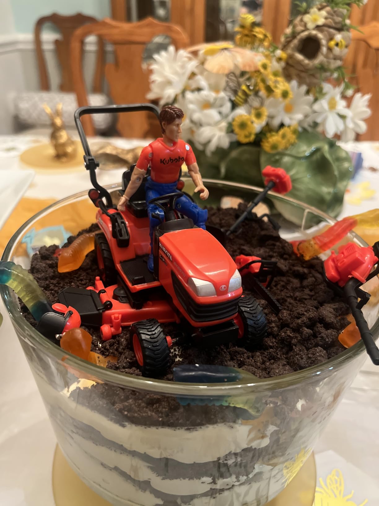 New Ray 1/18 Kubota BX2670 Lawn Tractor with Figure & Accessories by New Ray SS-33453 customer photo 2