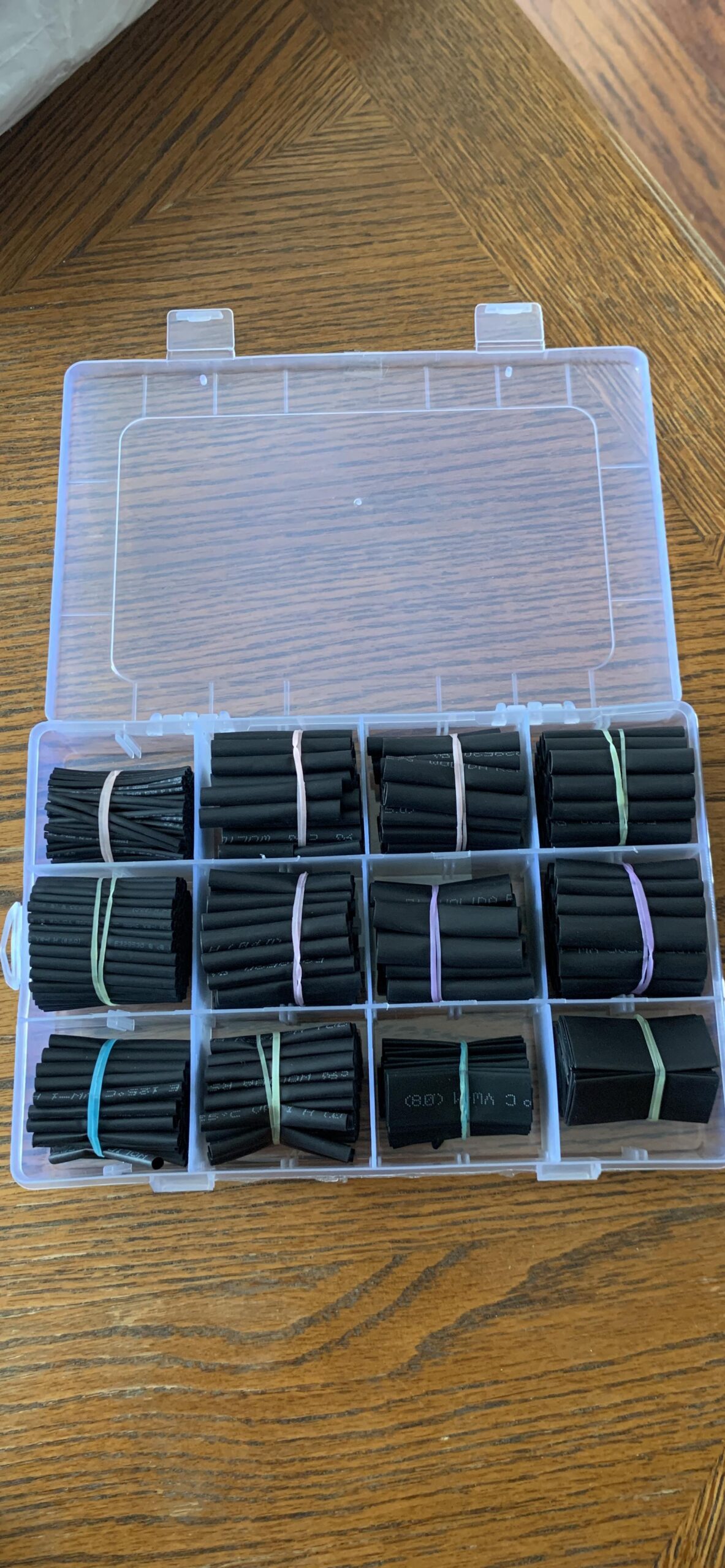 MILAPEAK 650 PCS Heat Shrink Tubing Kit, UL Approved Heat Shrink Tube Wire Wrap, 2:1 Ratio Electrical Cable Sleeve Assortment with Storage Case for Long Lasting Insulation Protection (8 Sizes, Black) customer photo 1