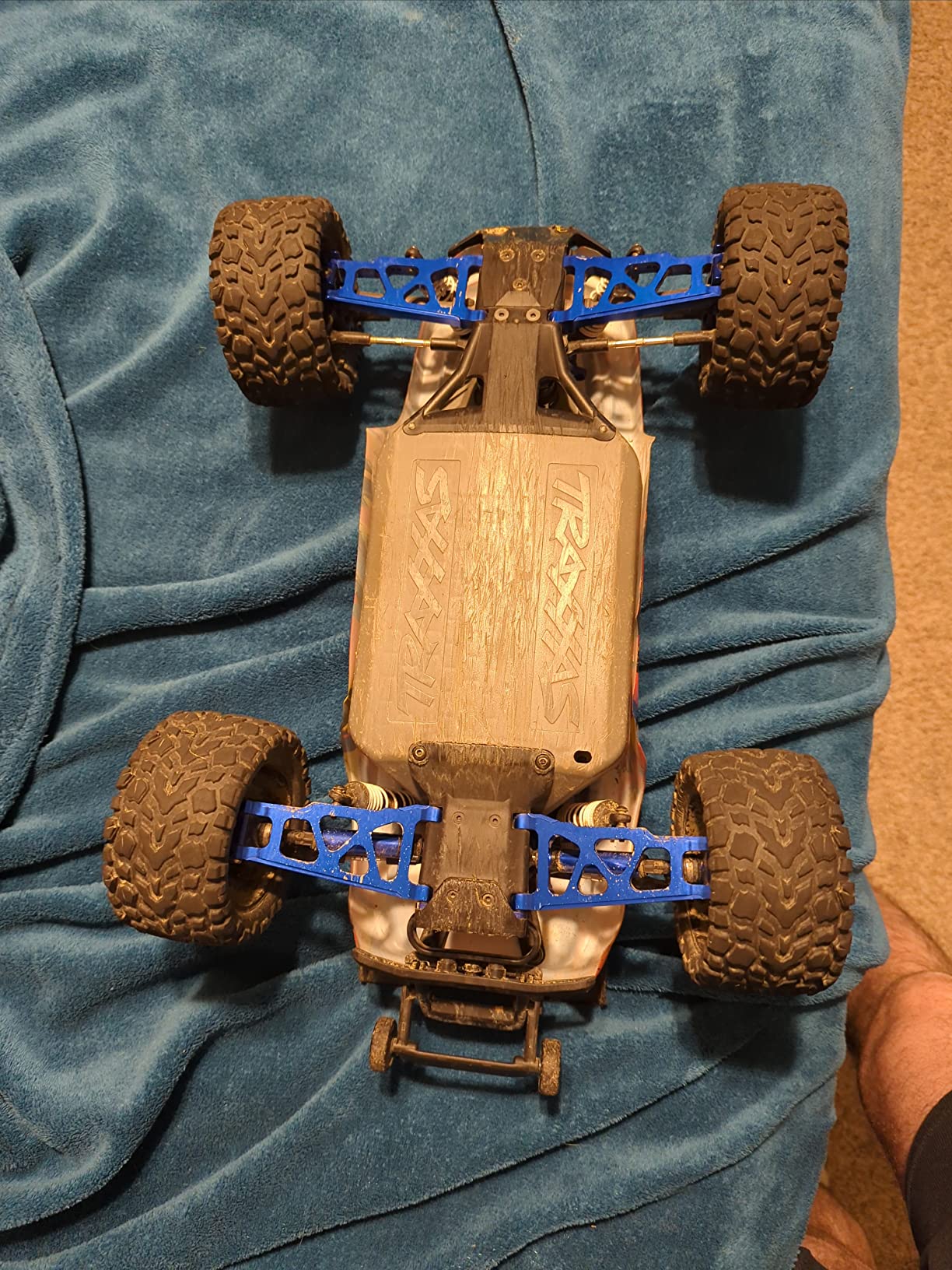 HobbyPark Aluminum Front & Rear Suspension Arms for 1/10 Traxxas Slash 4x4, Stampede 4x4, Rustler 4x4 VXL, Replacement of 3655 Option Hop Ups (4-Pack) customer photo 2