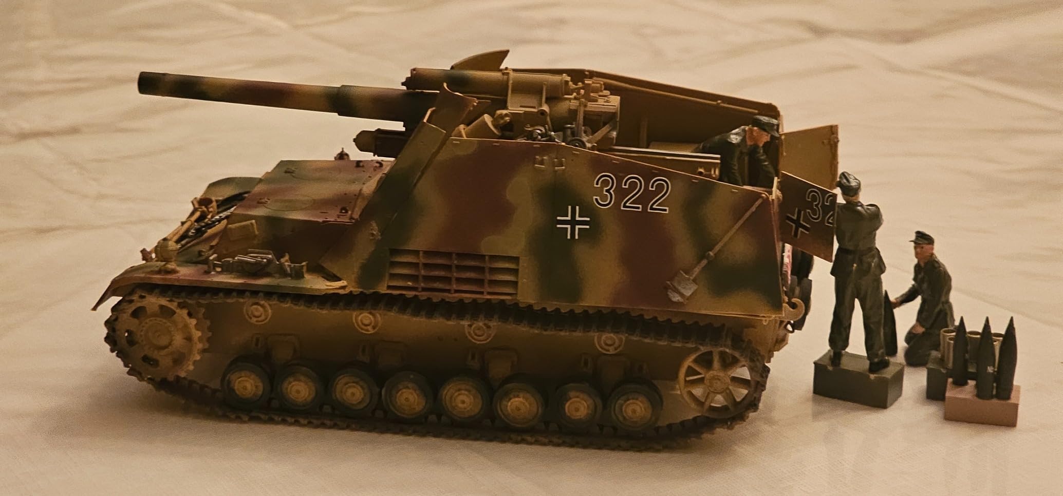 Tamiya 35367 1/35 German Heavy SP Howitzer Hummel Plastic Model Kit customer photo 1