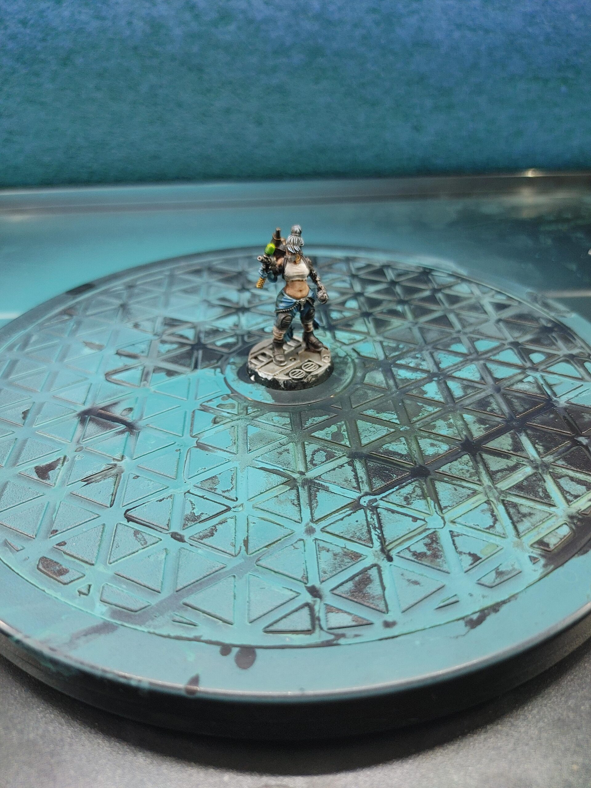 Master Airbrush Large Portable Airbrush Spray Booth Station with LED Lights, 25W Fan, Turntable & 6' Exhaust Hose, 22.25