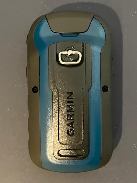 Garmin eTrex 22x, Rugged Handheld GPS Navigator, Black/Navy customer photo 1
