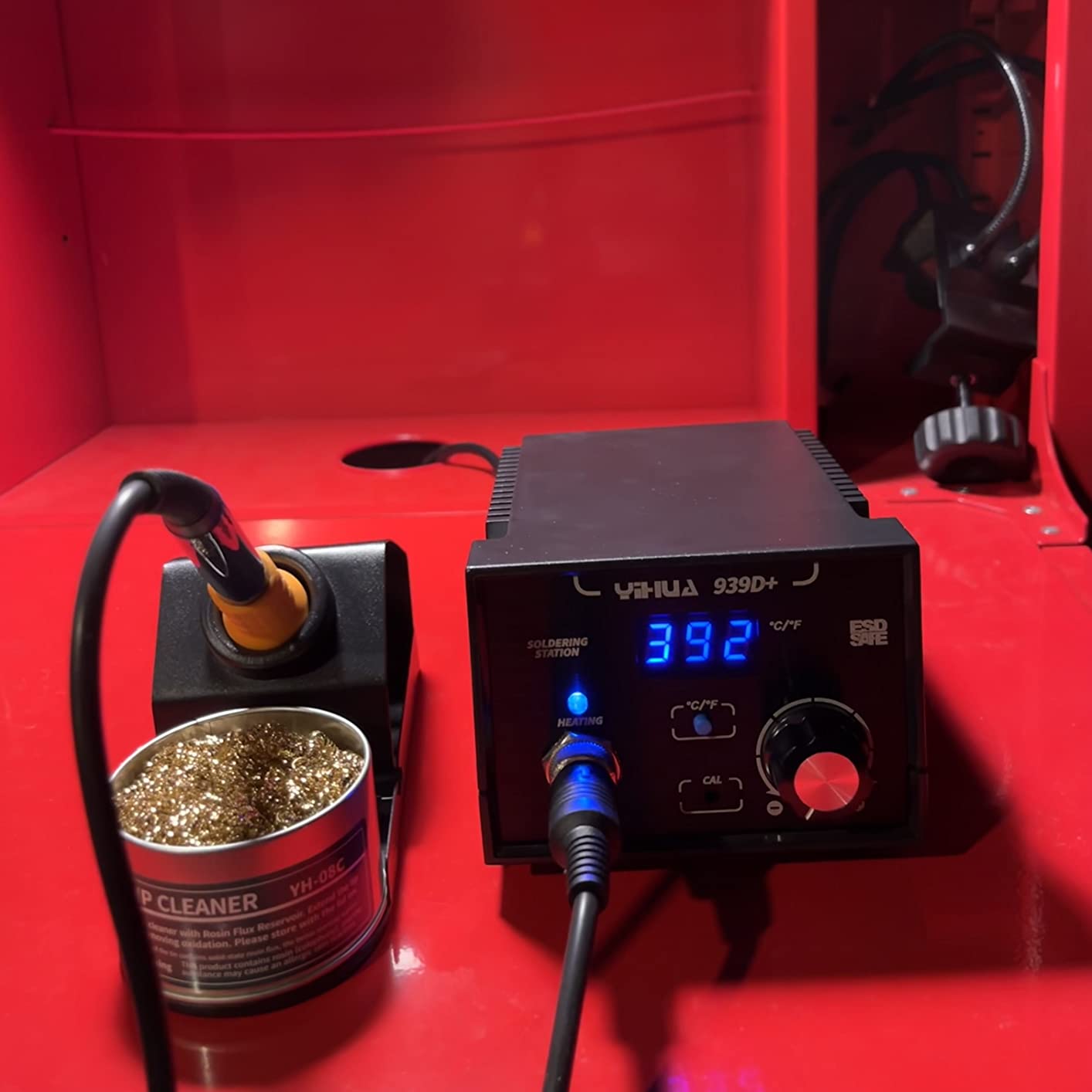 YIHUA 939D+ Digital Soldering Station 75W with Precision Heat Control 392°F-896°F customer photo 2