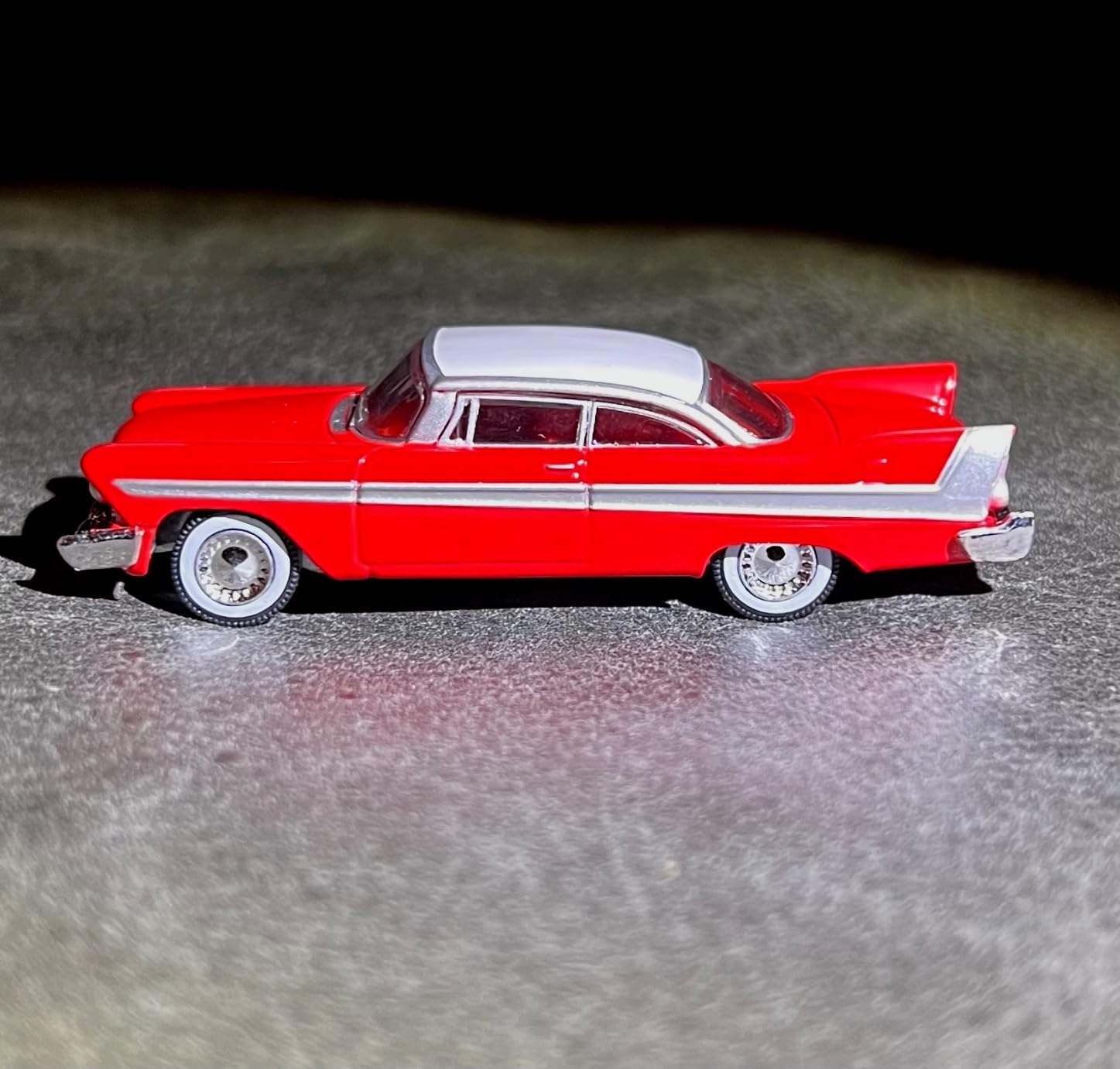 Greenlight DIECAST 1:64 Hollywood Series 23 - Christine - 1958 Plymouth Fury (RED/White ROOF) 44830-C customer photo 1