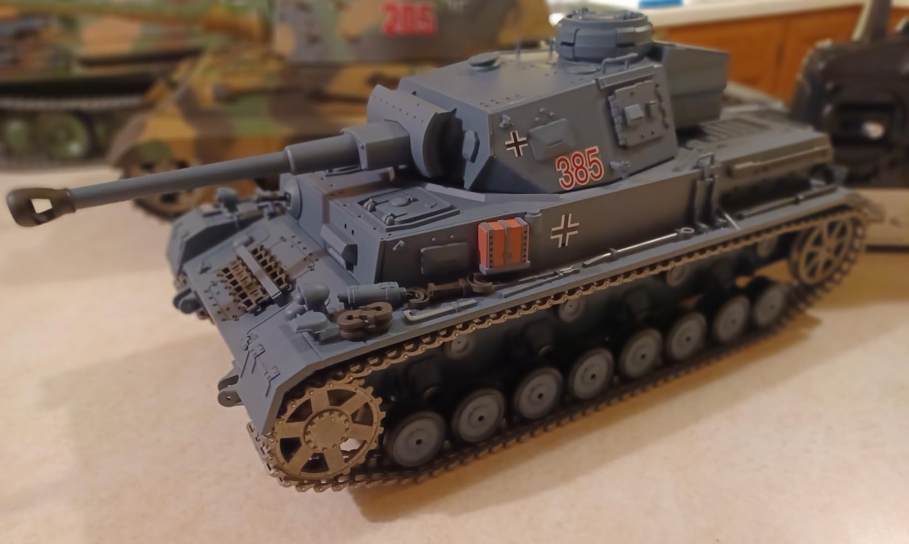 Modified TK7.0 Edition 1/16 2.4ghz Remote Control German Panzerkampfwagen IV Tank Model(360-Degree Rotating Turret)(Steel Gear Gearbox)(3800mah Nimh Battery)(Metal Tracks &Sprocket Wheel & Idle Wheel) customer photo 2