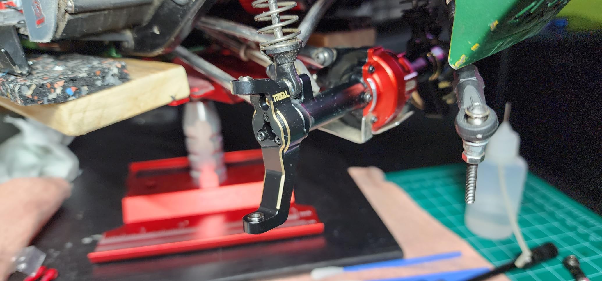 Treal Brass Caster Mounts C Hubs Carrier for Redcat GEN8 and Axe Edition 1:10 RC Crawler (Black) customer photo 2