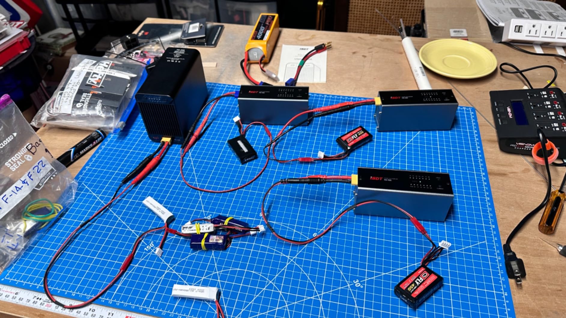ISDT FD-200 Smart Discharger 200W 25A Wireless APP Control Discharger Capacity 2-8S Lipo Battery Discharging customer photo 1