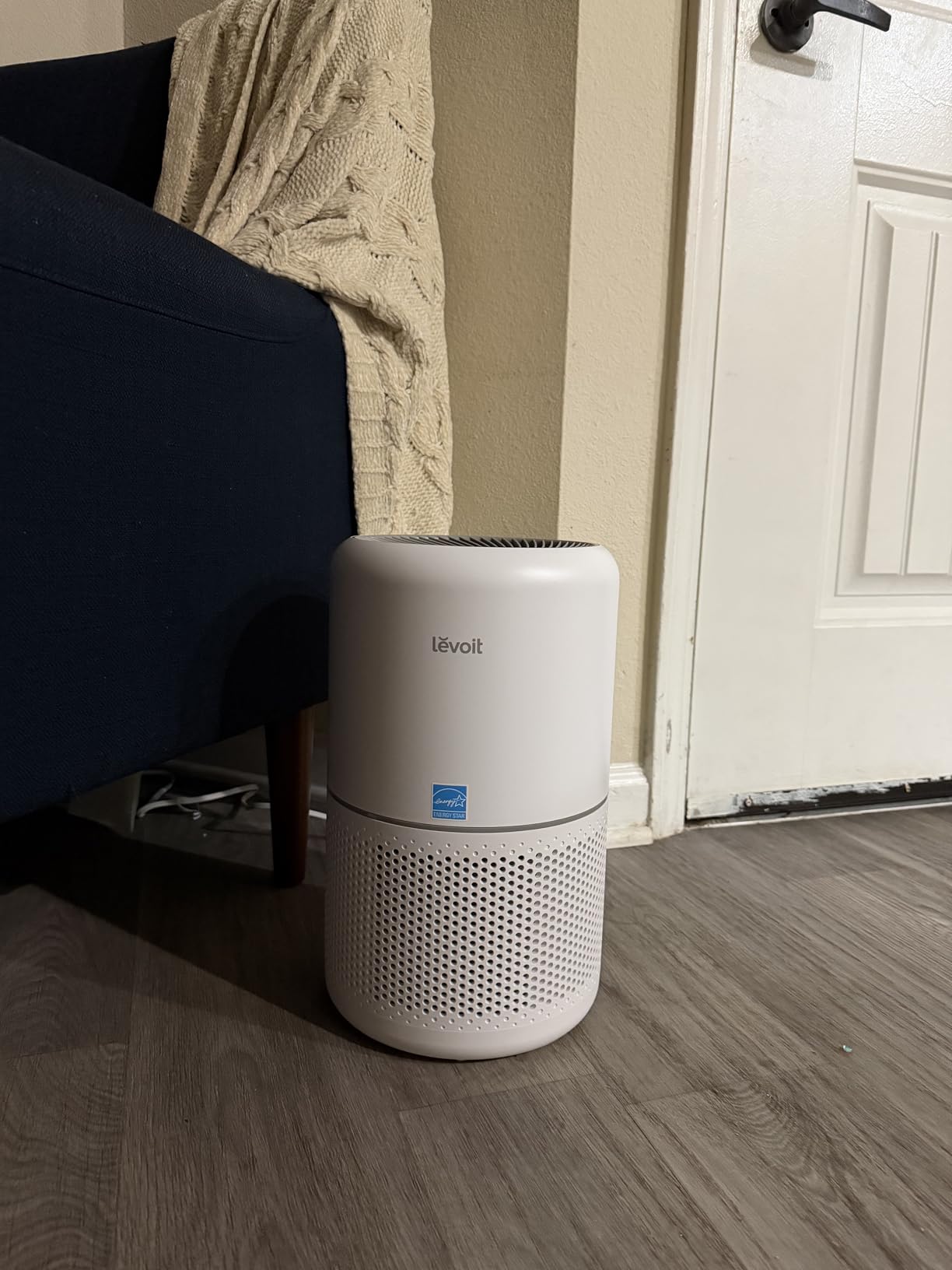 LEVOIT Air Purifier for Home Allergens Pet Hair in Bedroom, Covers Up to 1073 ft2 by 56W High Torque Motor, AHAM VERIFIDE, 3-in-1 Filter with HEPA Sleep Mode, Remove Dust Smoke Odor, Core300-P, White customer photo 2