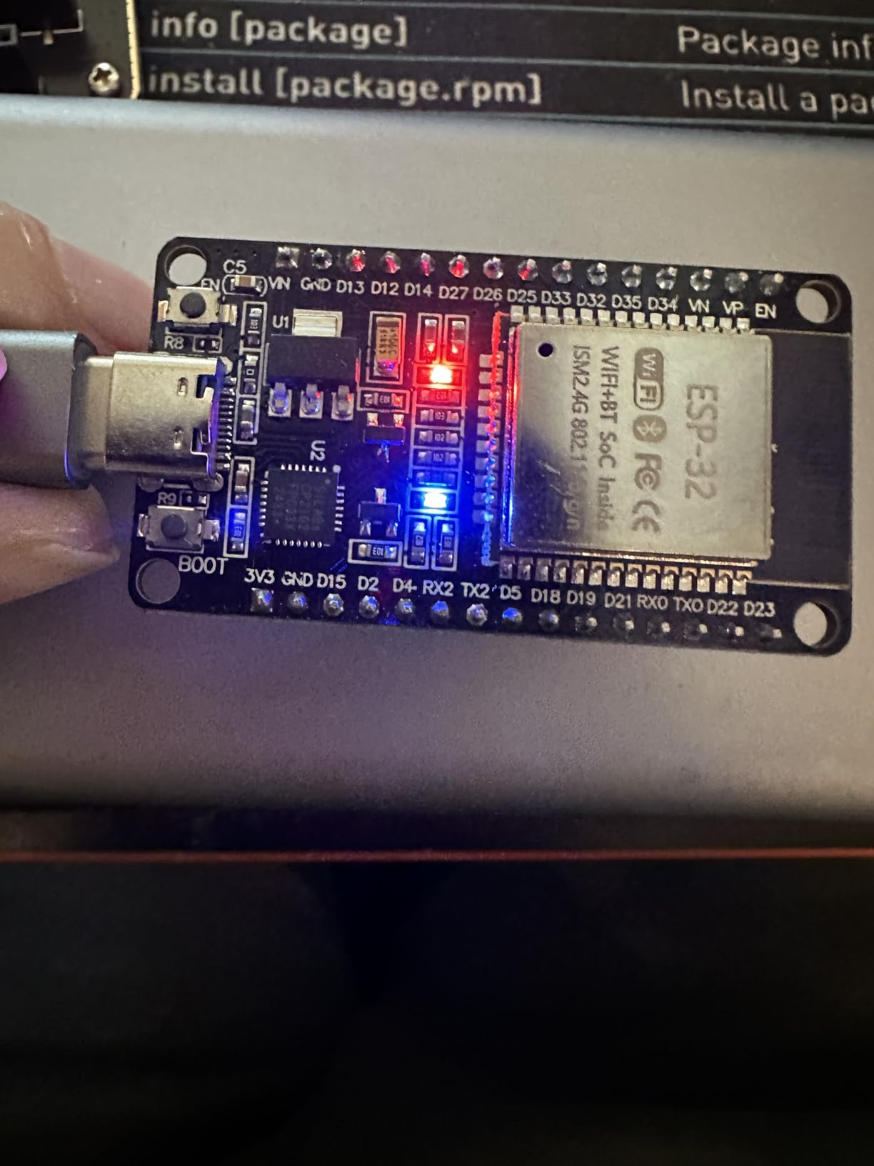 ESP-WROOM-32 ESP32 ESP-32S Development Board 2.4GHz Dual-Mode WiFi + Bluetooth Dual Cores Microcontroller Processor Integrated with Antenna RF AMP Filter AP STA Compatible with Arduino IDE (1 PCS) customer photo 2