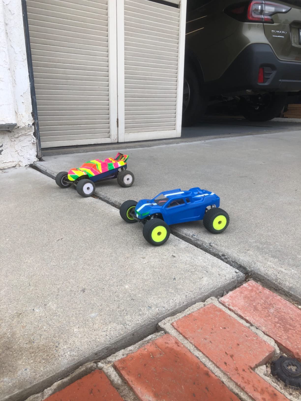 Losi Body Clear Mini-T 2.0 LOS210016 Car/Truck Bodies Wings & Decals customer photo 2