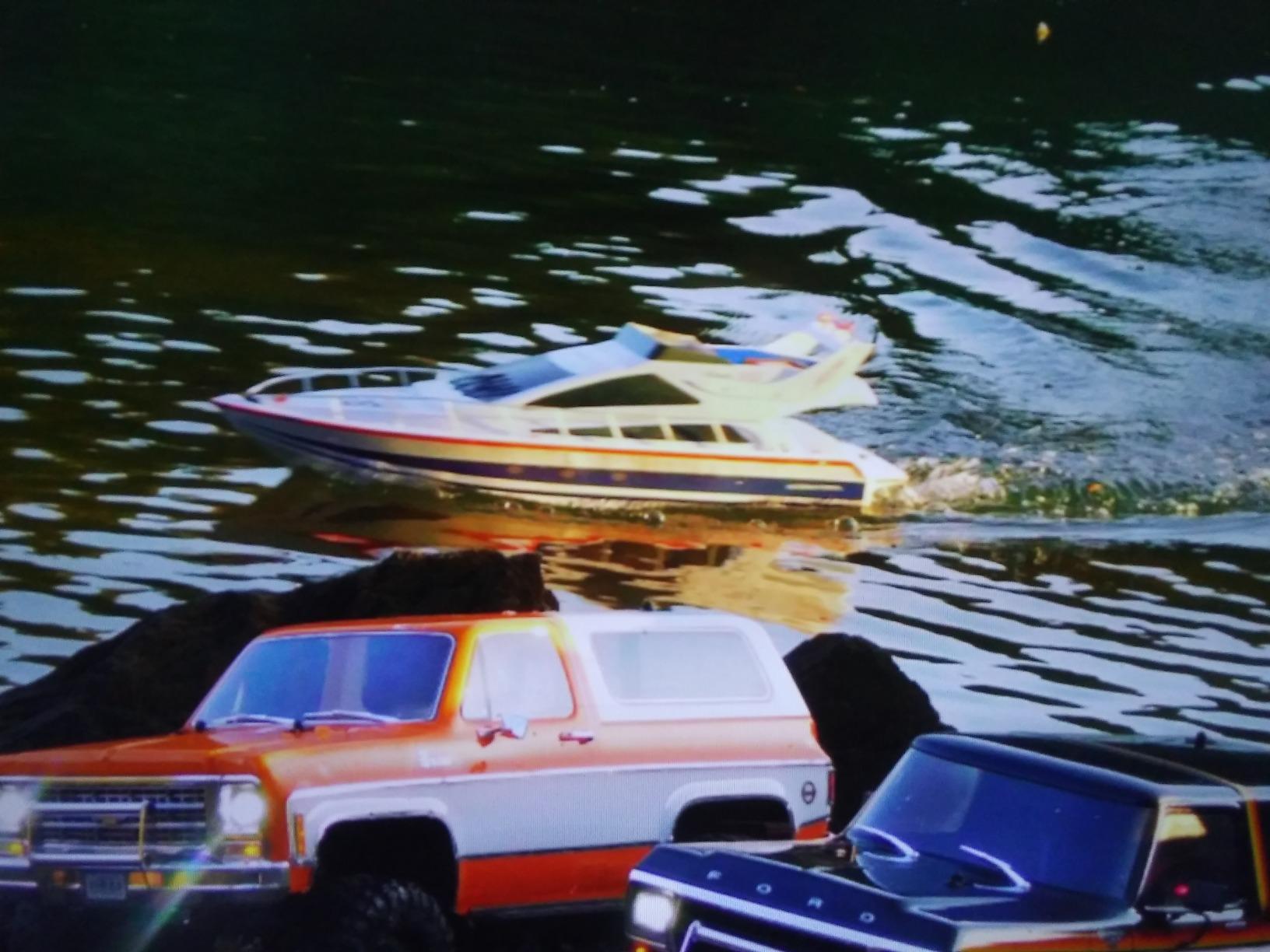 POCO DIVO Atlantic Yacht Luxury Modern Cruise 28 RC Model Boat Radio Remote Control Speed Watercraft Racing Ship, Blue customer photo 1