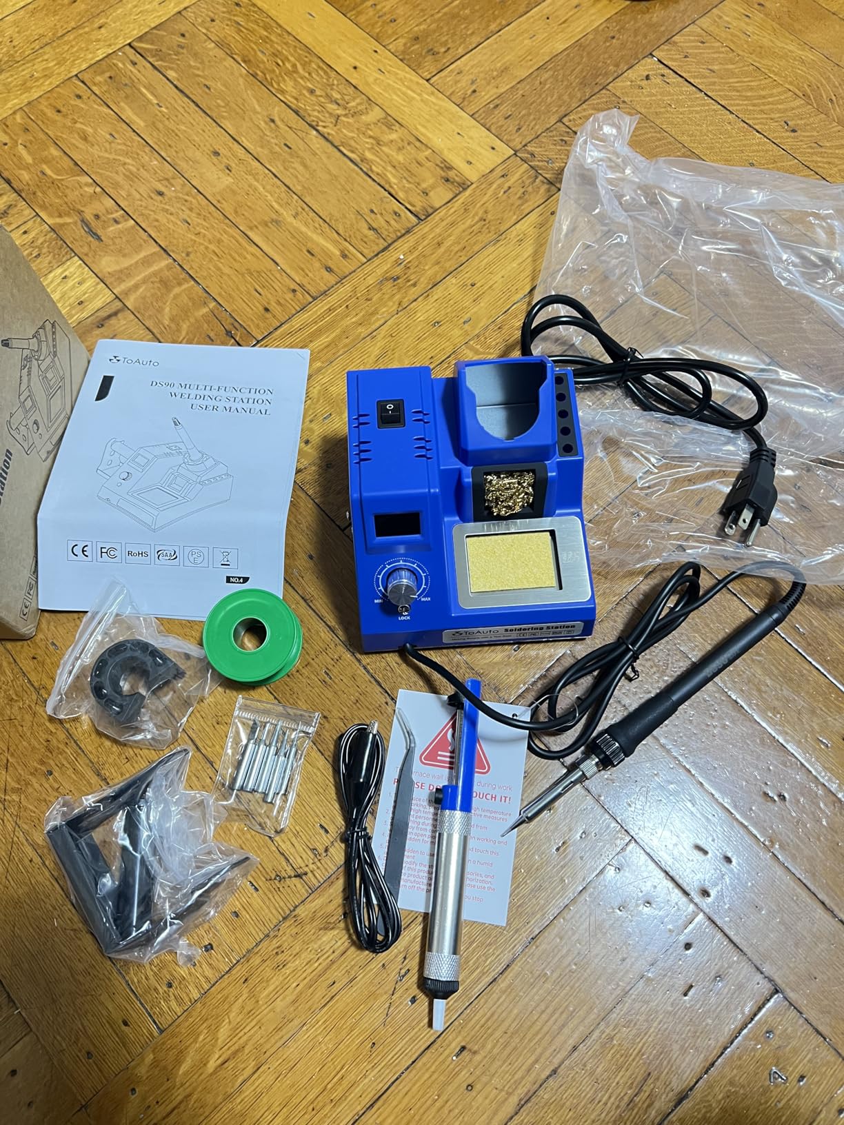 TOAUTO DS90 Soldering Station-°F & °C Dual Digital Display Soldering Iron Station Kit,90W Soldering Iron,302℉- 842℉ Temperature, Anti-Static & Grounding Wire, Auto Standby & Sleep,5 Solder Tips, Blue customer photo 2