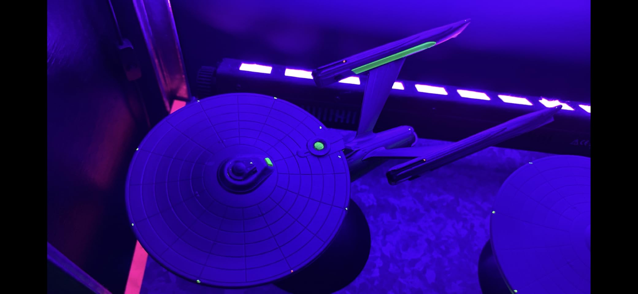 Polar Lights Star Trek U.S.S. Enterprise Refit Wrath of Khan Edition 2T 1:1000 Scale Model Kit customer photo 2