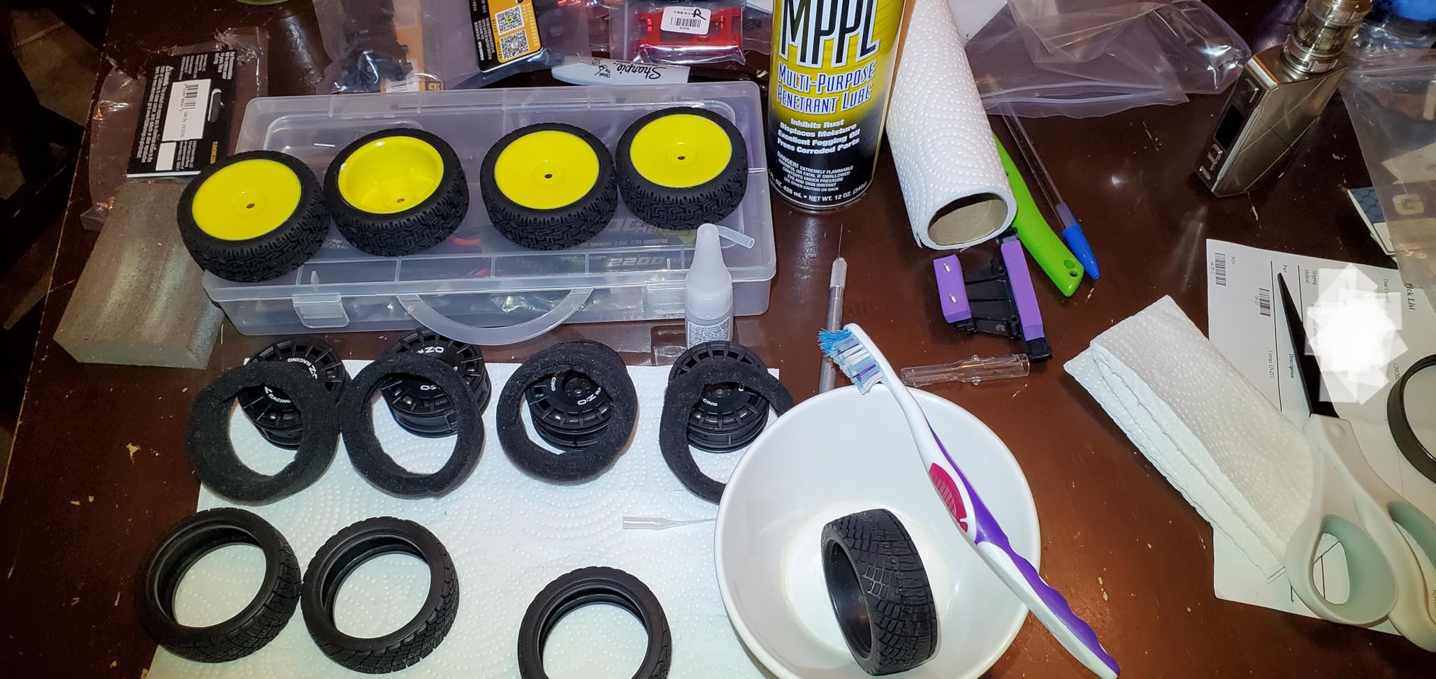 TEAM LOSI RACING Tire Glue .5oz Thin TLR76008 CA's customer photo 1