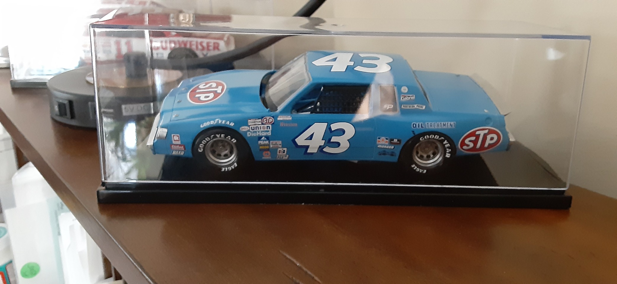 Salvinos Jr Models SJR1981D Nascar. Plastic Model kit customer photo 1