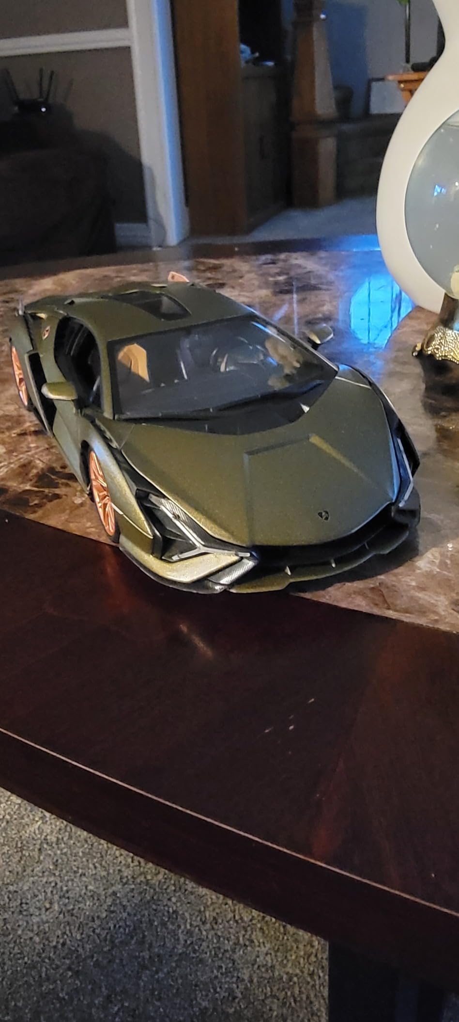 Lamborghini Bburago 1:18 Sián FKP37 - Green customer photo 1