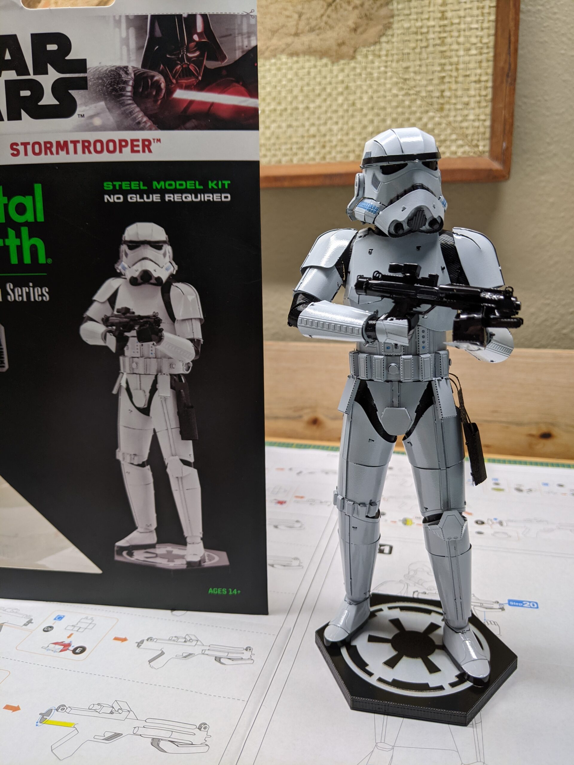 Metal Earth Premium Series Star Wars Stormtrooper 3D Metal Model Kit customer photo 1