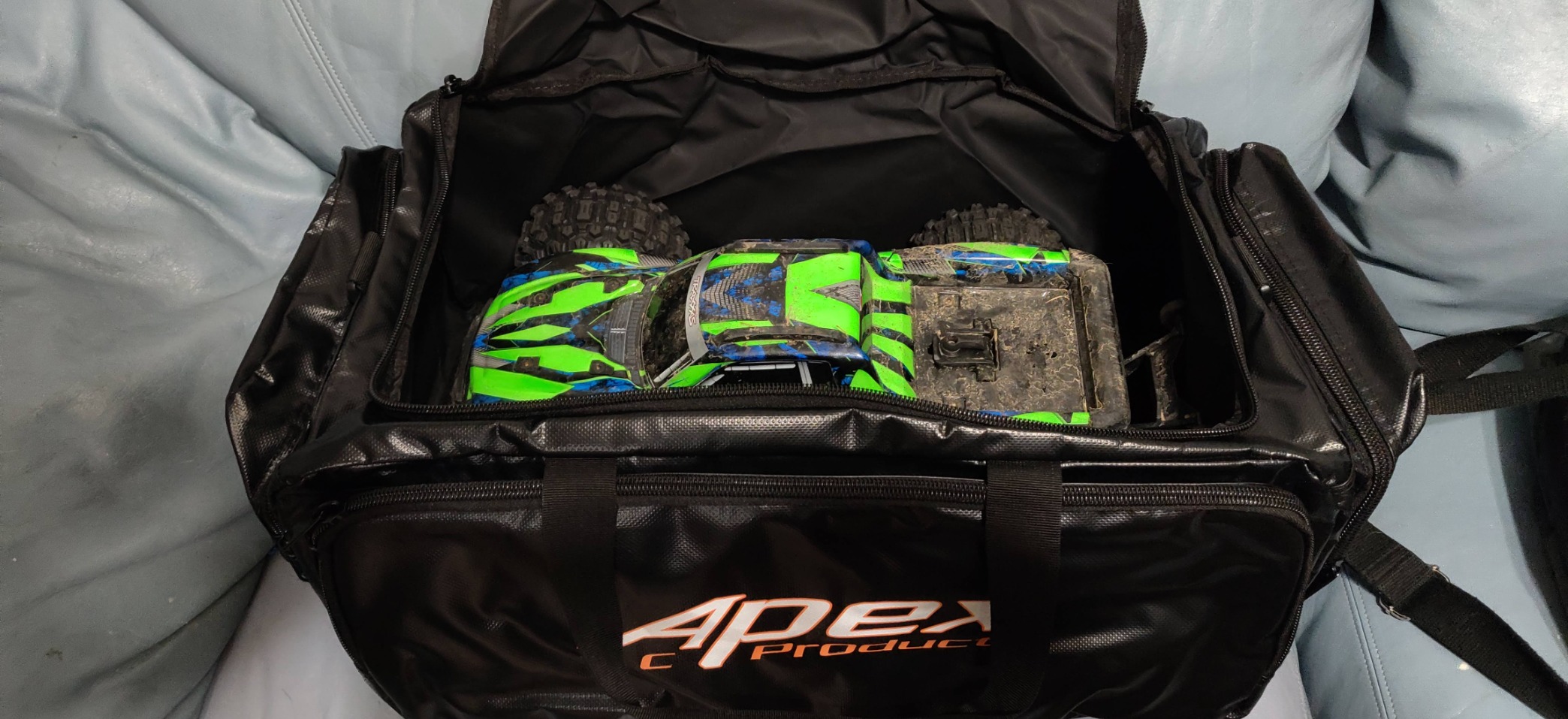 Apex RC Products 1/10-1/8 Car Truck Buggy Hauler Travel Carry Bag #9900 customer photo 2