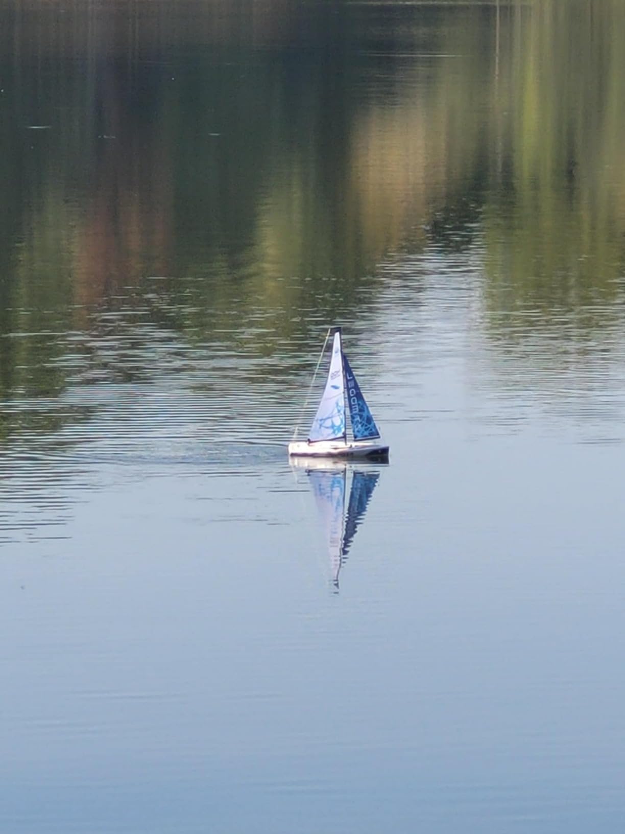 PLAYSTEM Voyager 400 RC Controlled Wind Powered Sailboat in Red - 26