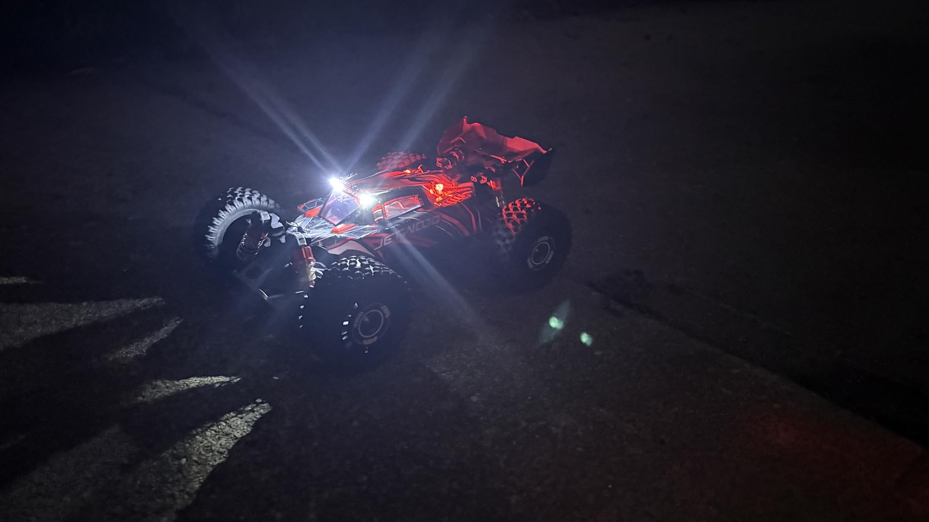 OGRC 8Pcs RC LED Light Kit Accessories RC Headlights/Taillight Kit Accessories for 1/10 1/8 Modes for Traxxas Tamiya ARRMA HSP Redcat Axial SCX10 RC Cars (2 White +2 Red +4 Yellow) customer photo 2