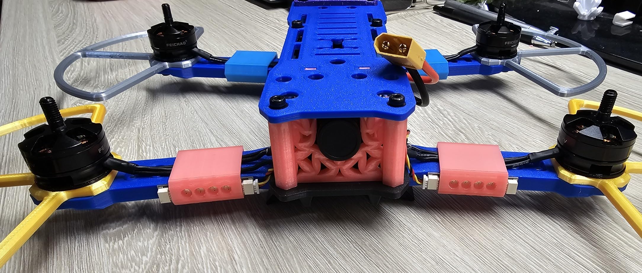 FEICHAO 4Pcs / 1Piece 2204 2300KV Brushless Motor CCW CW for DIY Mini Multirotor Quadcopter 210 250 270 Robotcat Racing Drone (2Pcs CW + 2Pcs CCW) customer photo 2