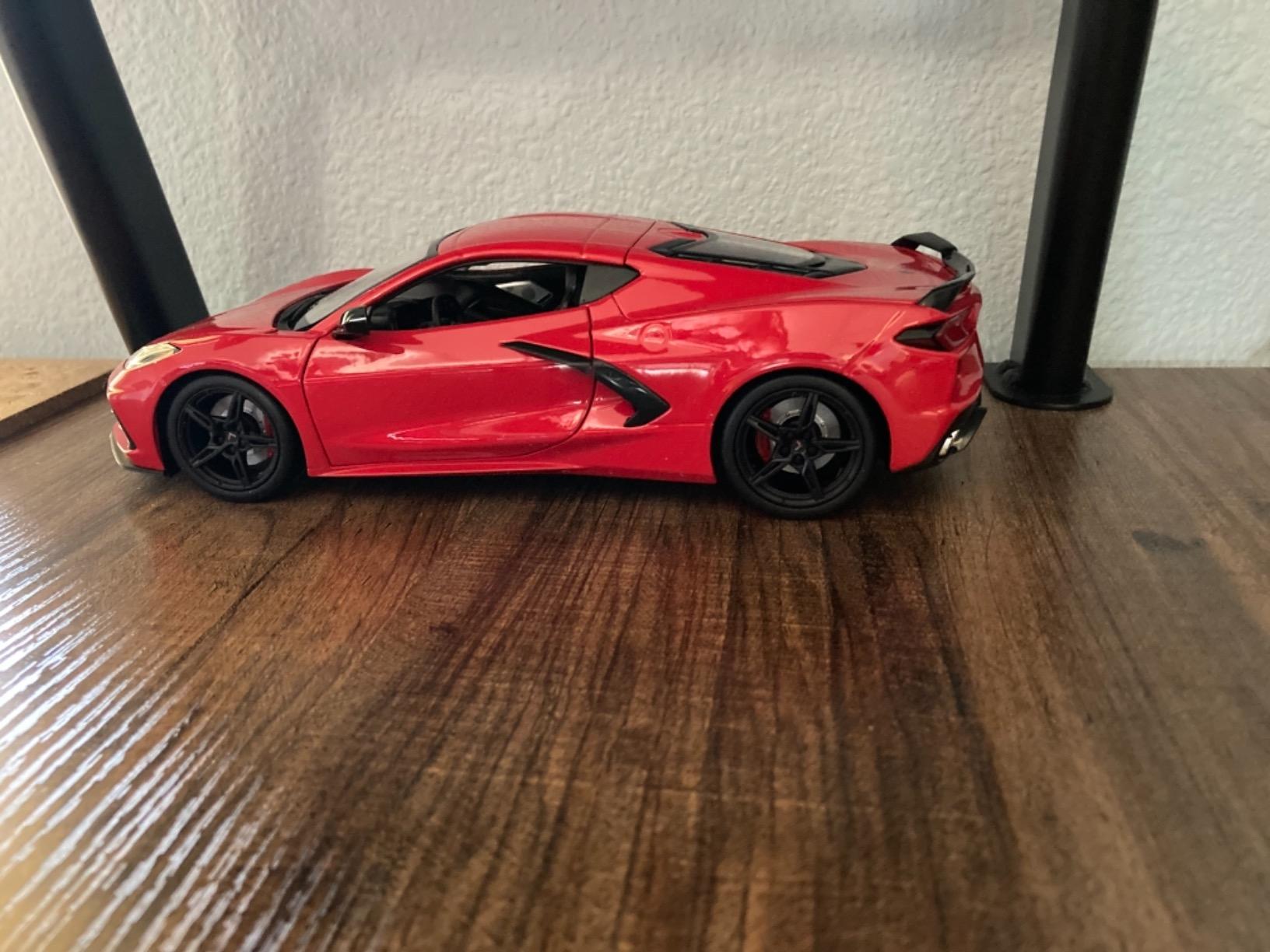 2020 Chevrolet Corvette Stingray C8 Dark Gray Metallic with Racing Stripes 1/18 Diecast Model Car by Maisto customer photo 2