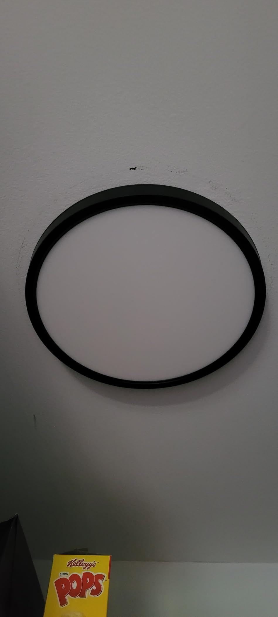 hykolity 12 Inch Selectable CCT LED Round Flat Panel Light, 24W 3000K/4000K/5000K, Edge-Lit Flush Mount Ceiling Light Fixture for Kitchen, Bedroom, Laundry and Closet Room, White customer photo 2