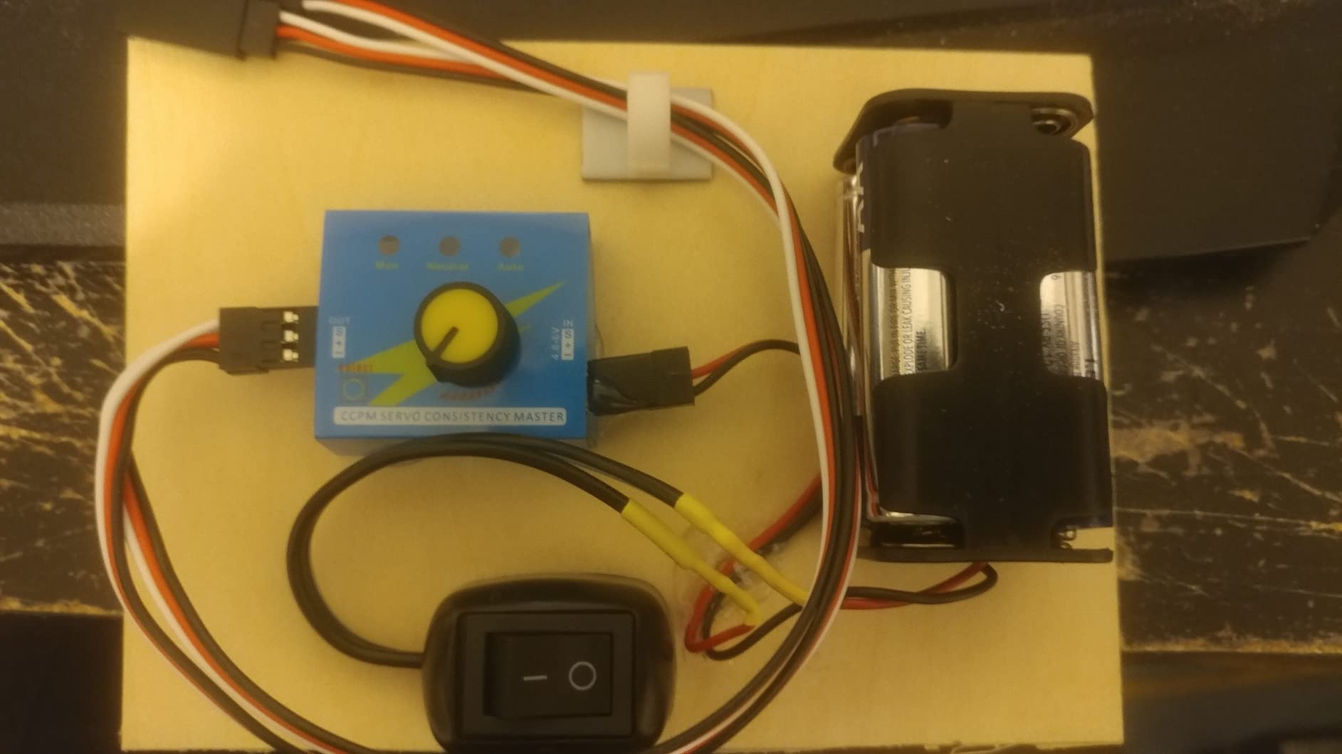 Servo Motor Tester Kit | 180 Degree 9g Servo Motor + RC Servo Tester Controller + 6V Battery Holder customer photo 1