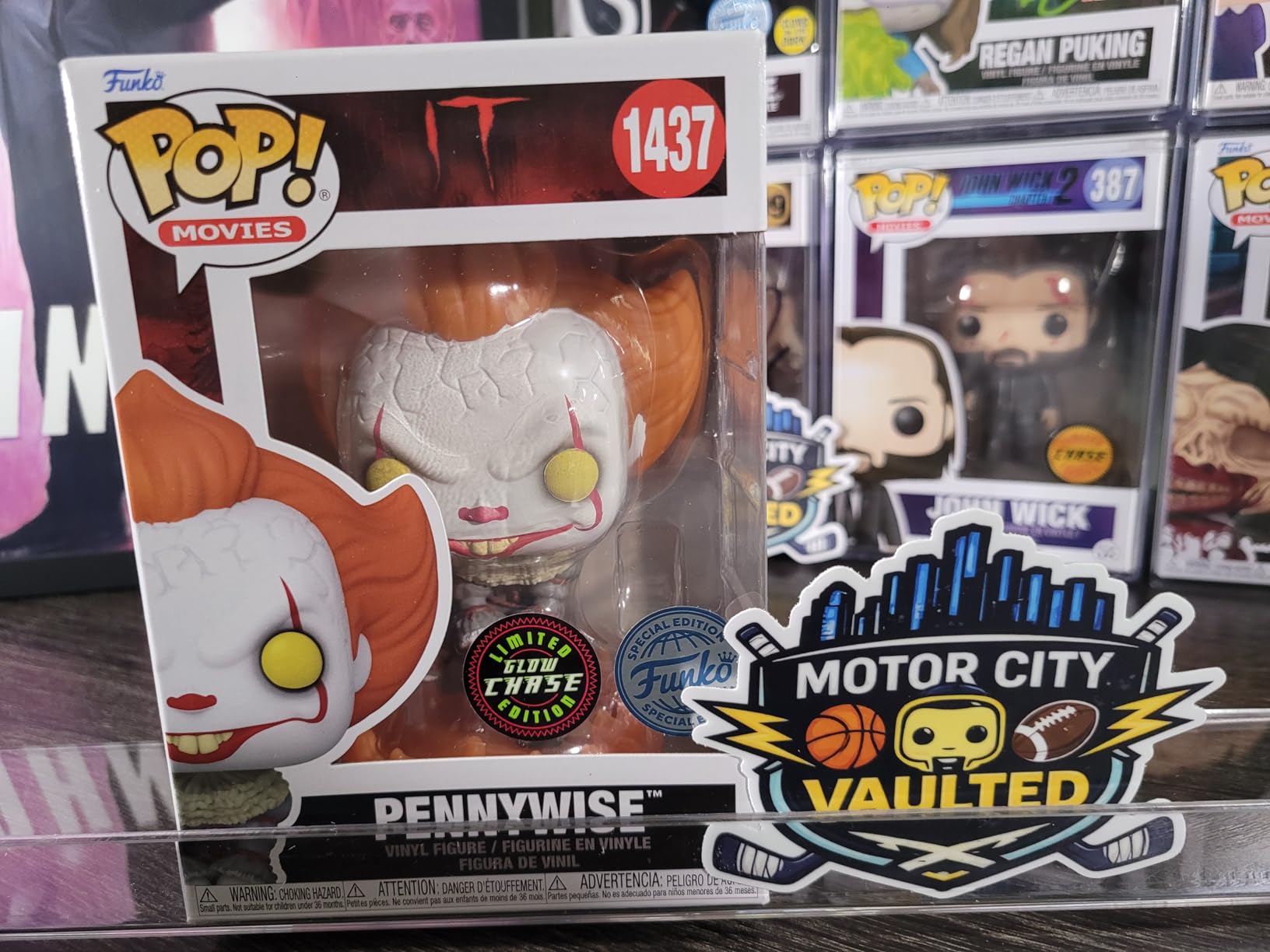 ULANZI VL49 RGB Video Lights, LED Camera Light 360° Full Color Portable Photography Lighting w 3 Cold Shoe, 2000mAh Rechargeable CRI 95+ 2500-9000K Dimmable Panel Lamp Support Magnetic Attraction customer photo 2