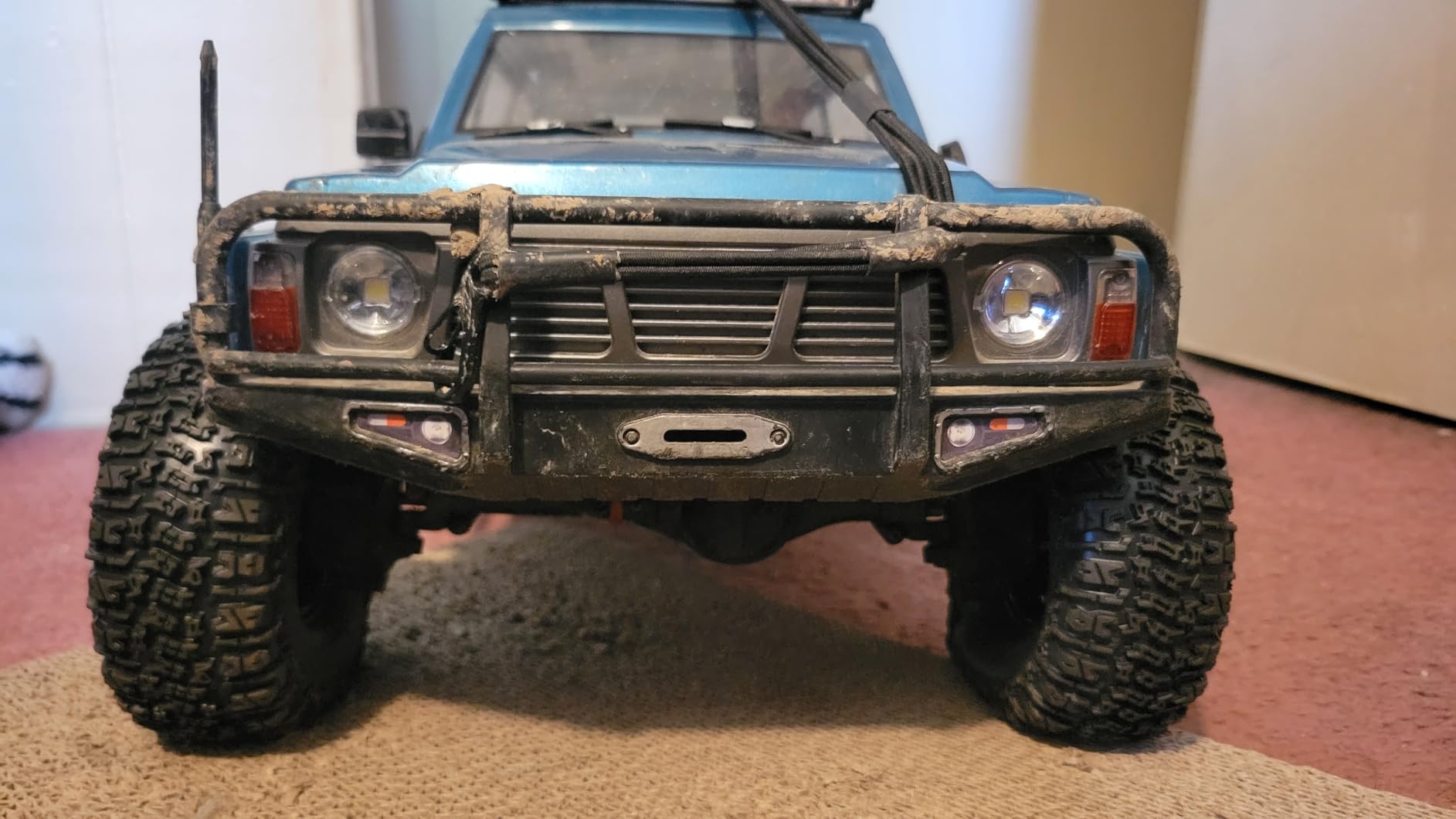 Pro-Line Racing Trencher 1.9 Predator Rock Terrain Tires customer photo 1