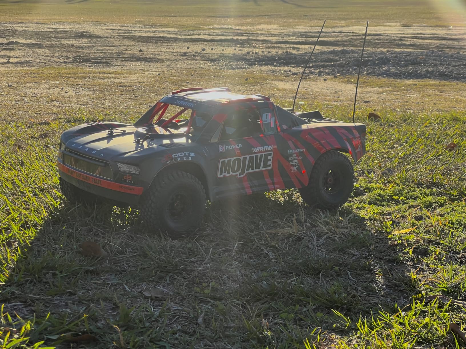 ARRMA RC Truck 1/7 Mojave 6S V2 4WD BLX Desert Truck with Spektrum Firma (Ready-to-Run), Red/Black, ARA7604V2T2 customer photo 2