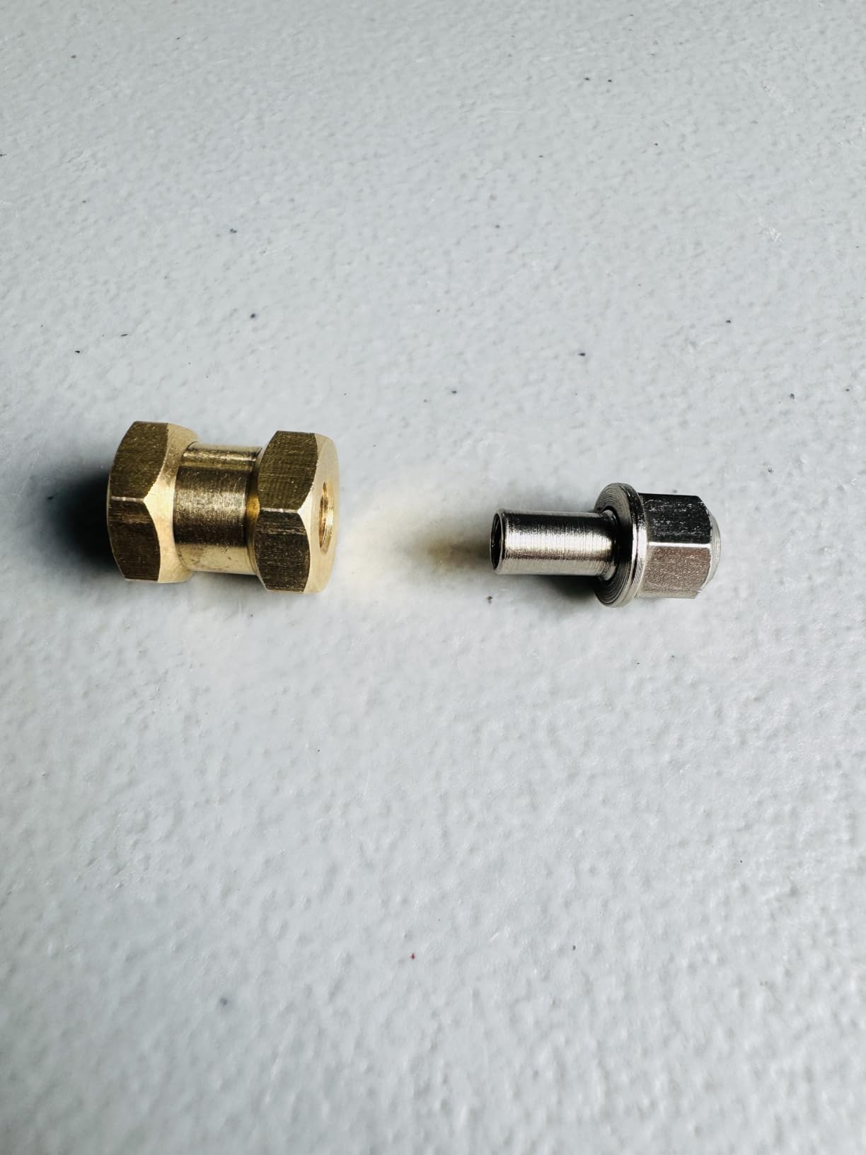 INJORA RC Hex Hub 12mm Brass Wheels Hex Hub Extension Hex Drive Adapter for 1/10 RC Crawler Axial SCX10 90046 D90 (15mm) customer photo 1