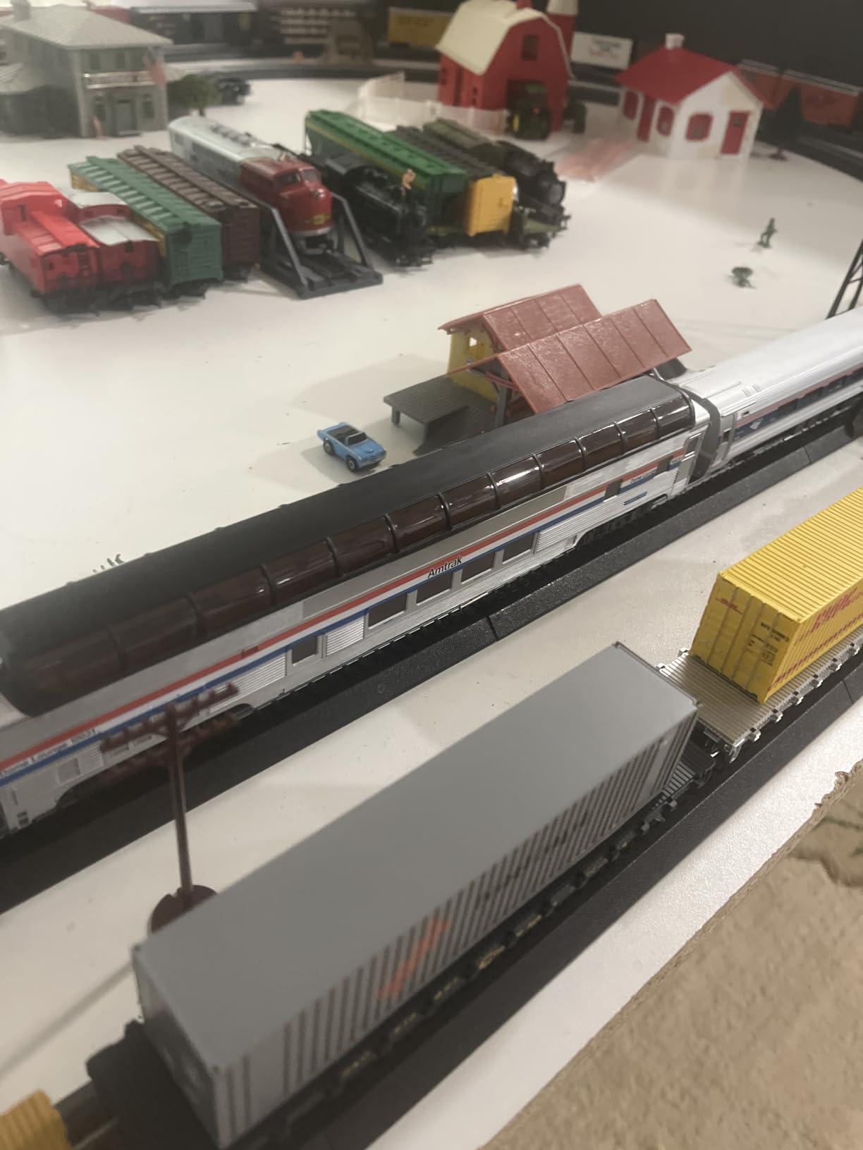 Bachmann Trains - 85' Full Dome - Amtrak Phase III #10031 - Ocean View (Lighted Interior) - HO Scale customer photo 1