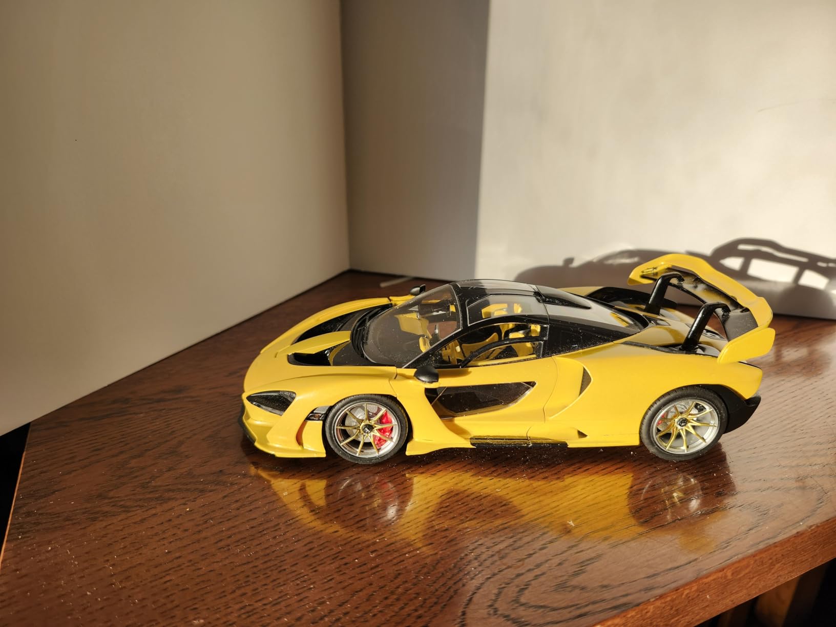 Tamiya 1:24 McLaren Senna Faithful Replica Model Building Kit customer photo 1