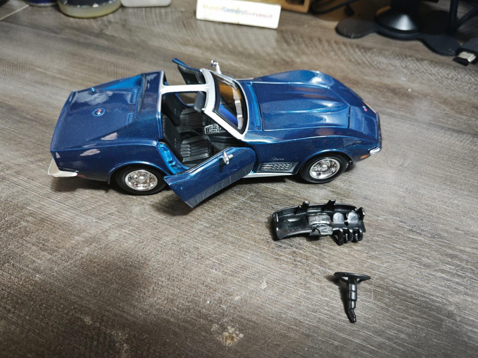 Maisto 1:24 Special Edition 1970 Chevrolet Corvette - Blue customer photo 2