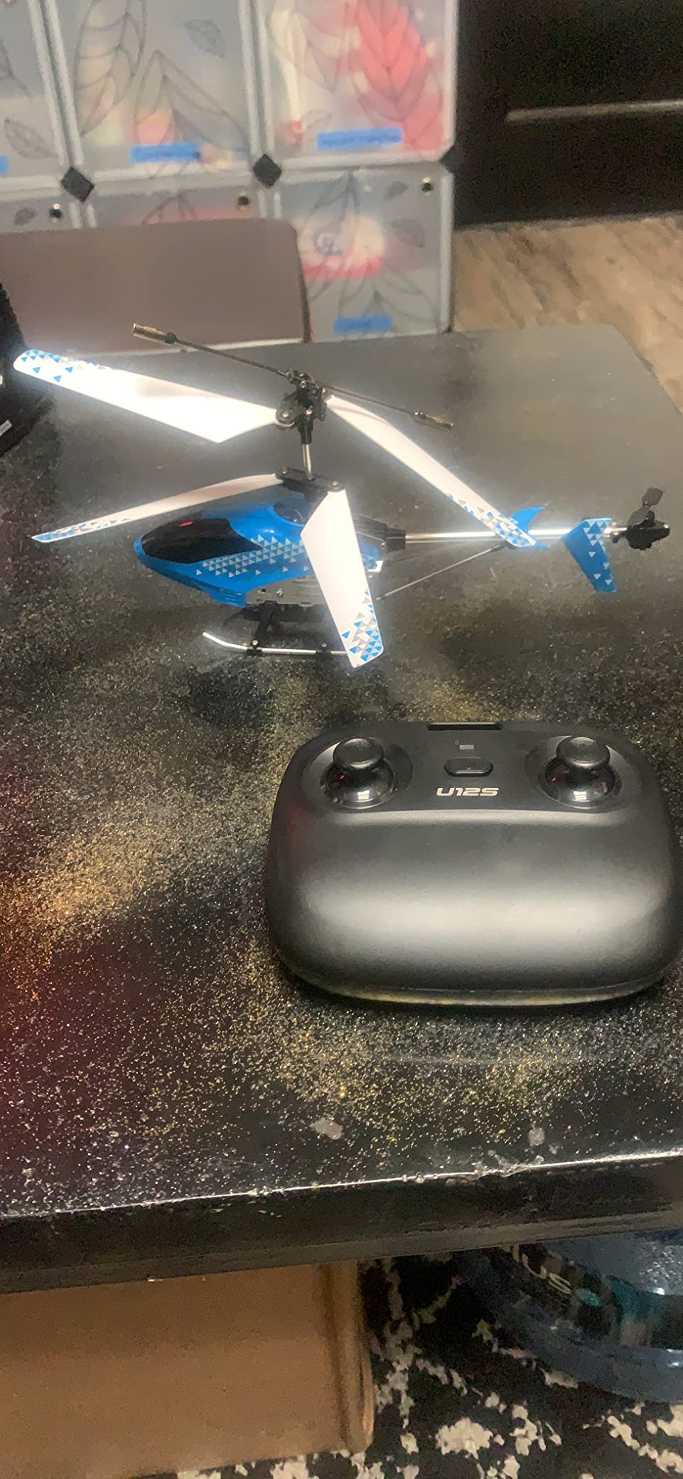 Cheerwing U12 Remote Control Helicopter with Altitude Hold, Mini RC Helicopter for Adults Kids, One Key take Off/Landing and 2 Batteries customer photo 2