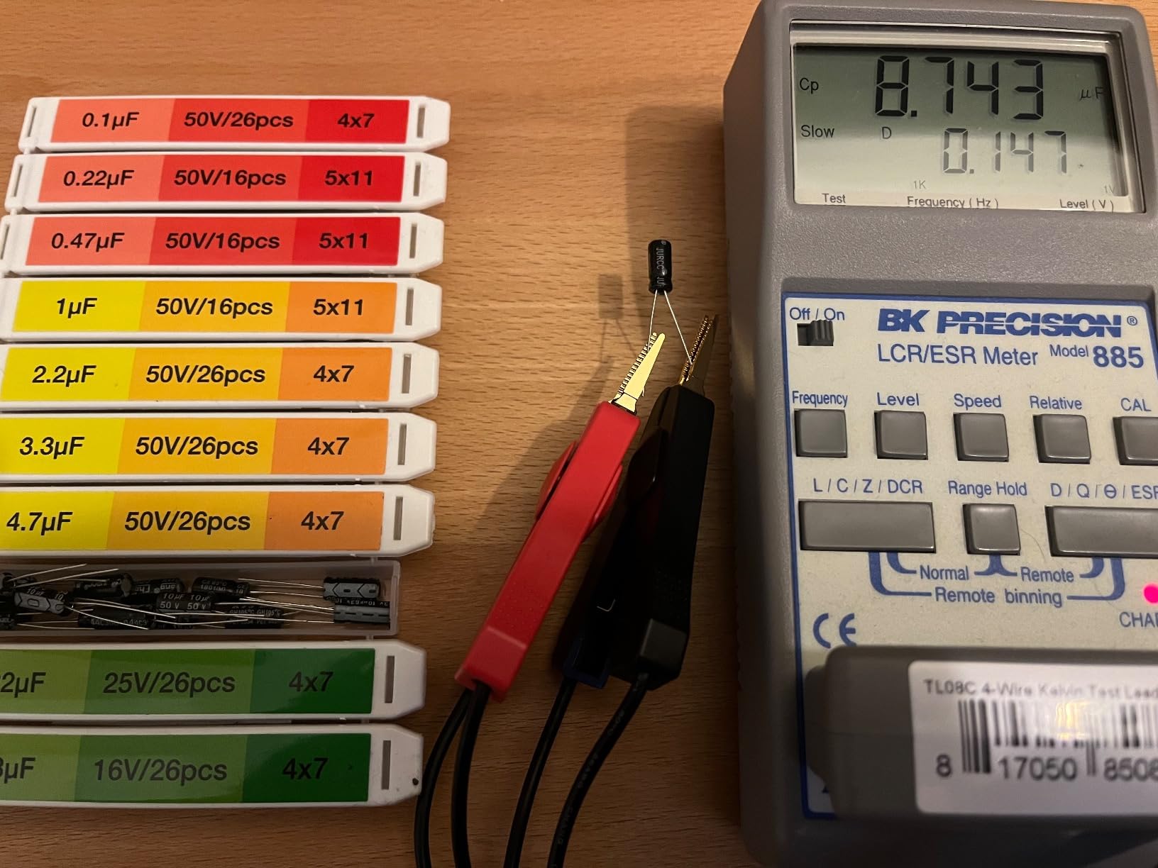 EEEEE 0.1uF-2200uF capacitors 20 Value 304pcs Individual Box Lid Electrolytic Capacitor Assortment kit for Industrial Electrical and arduino (304pcs 20values 10-50v) customer photo 2